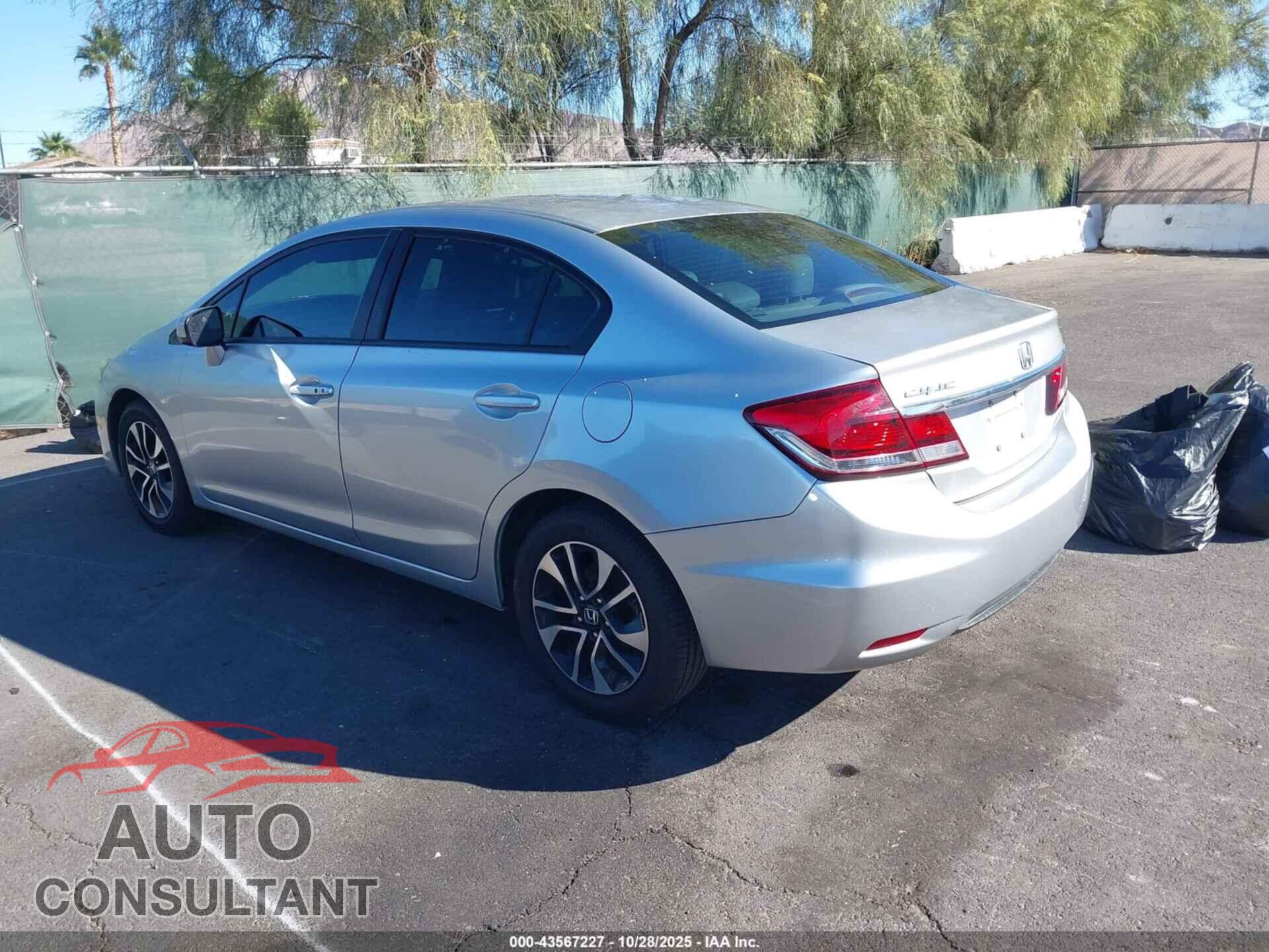 HONDA CIVIC 2015 - 19XFB2F87FE044302