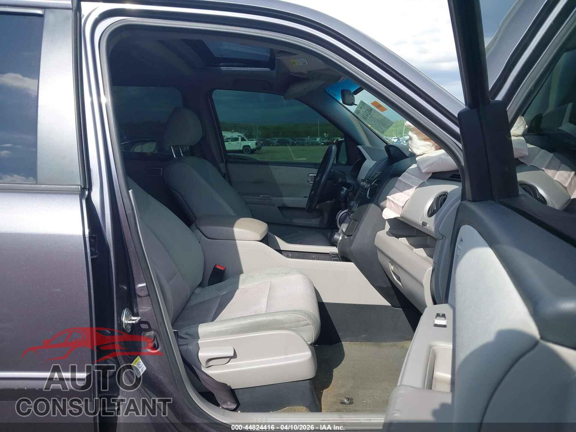 HONDA PILOT 2015 - 5FNYF3H35FB020188