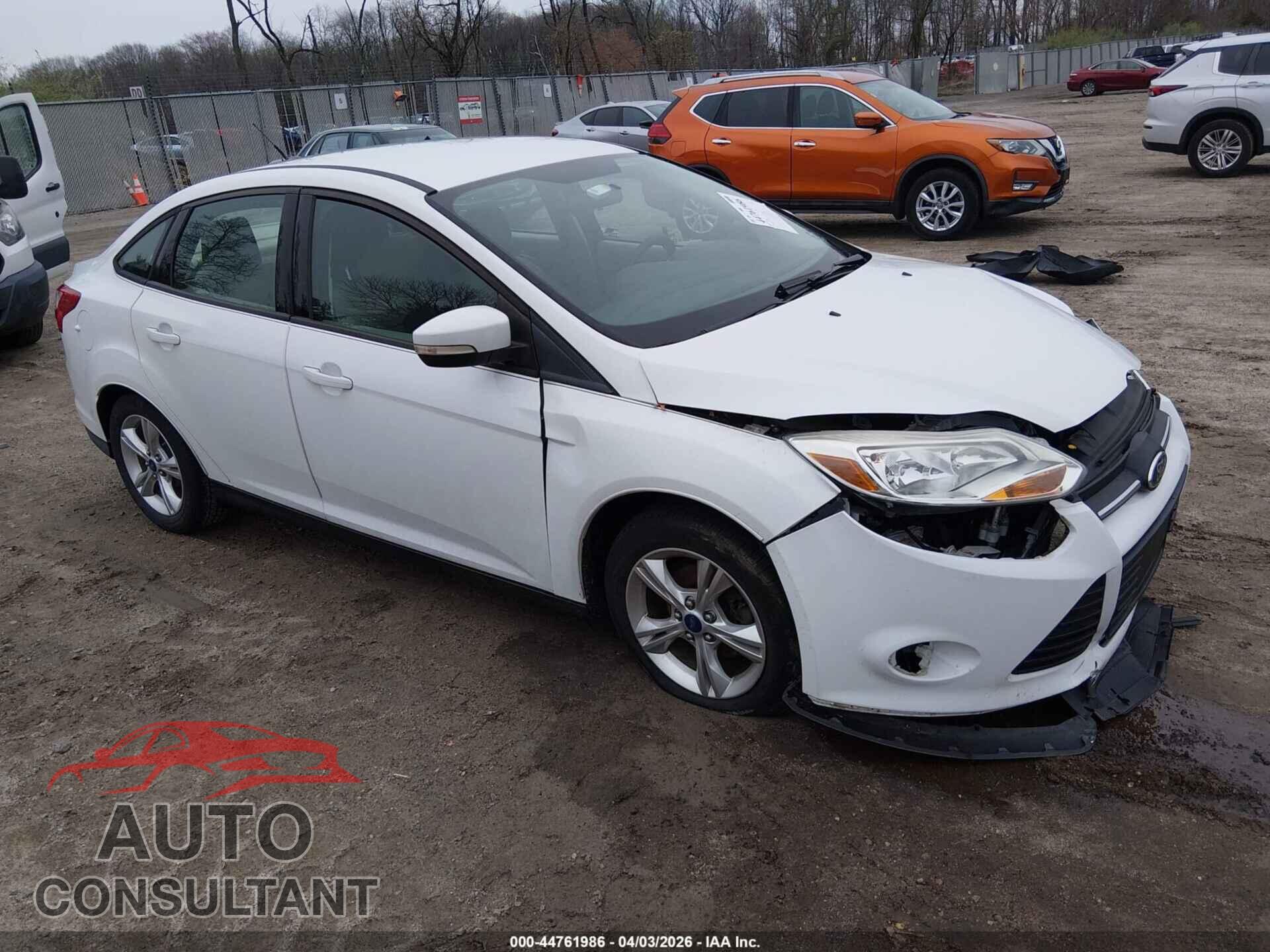 FORD FOCUS 2014 - 1FADP3F27EL114600