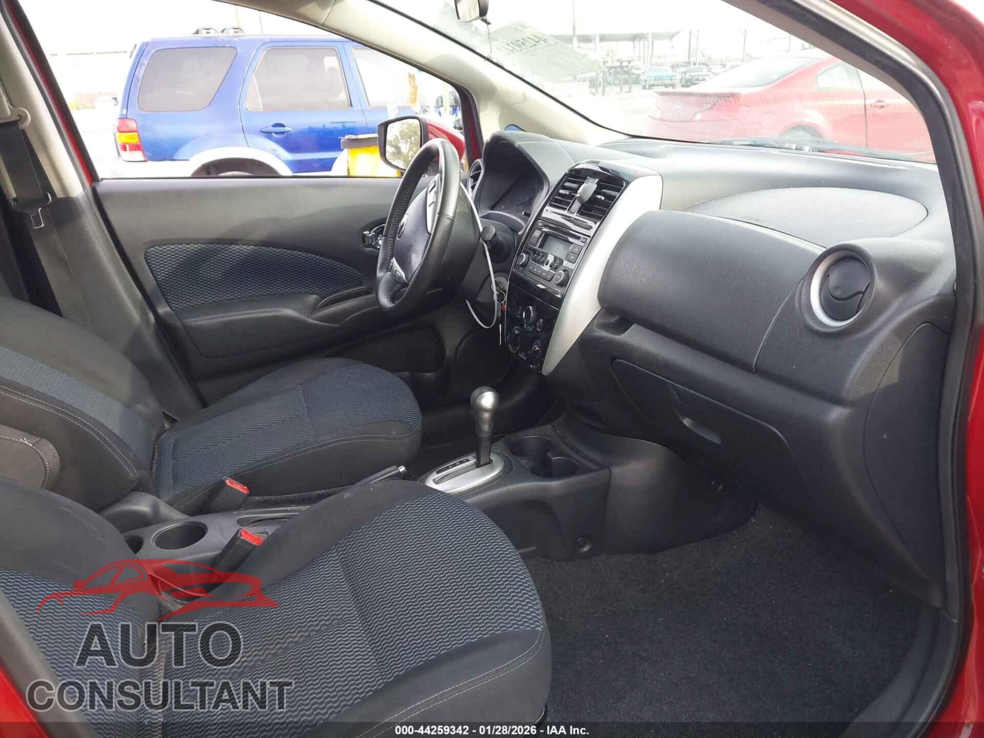 NISSAN VERSA NOTE 2015 - 3N1CE2CP9FL378352