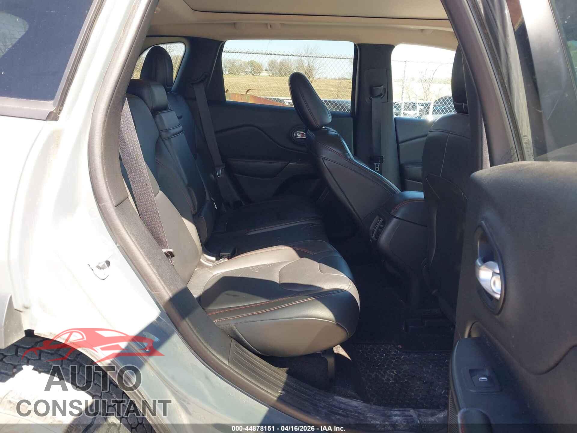 JEEP CHEROKEE 2015 - 1C4PJMBS8FW661797