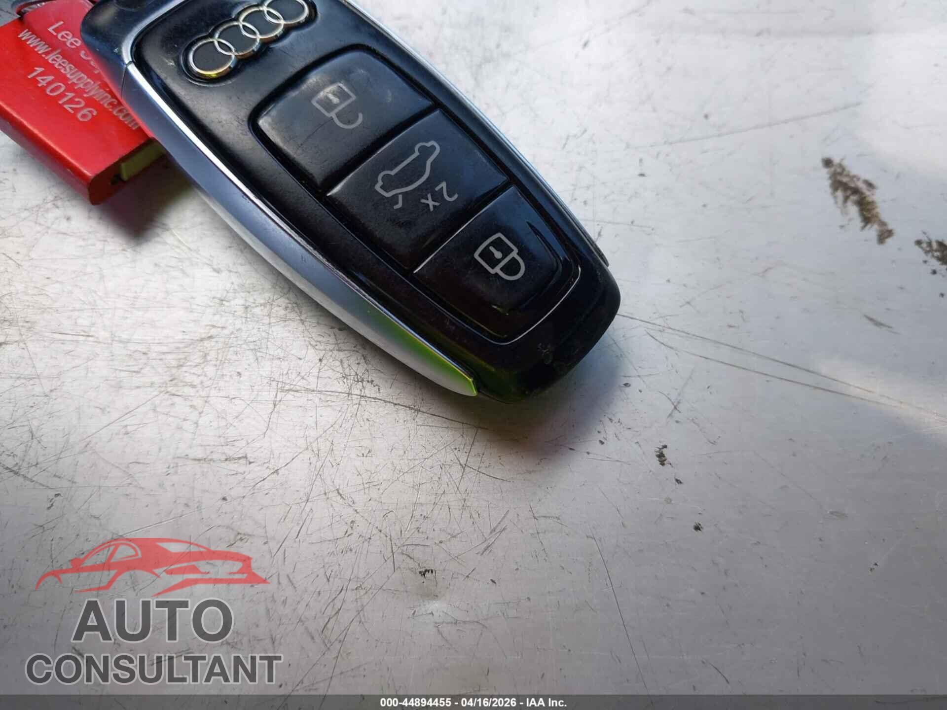 AUDI A7 2019 - WAUR2AF28KN091019