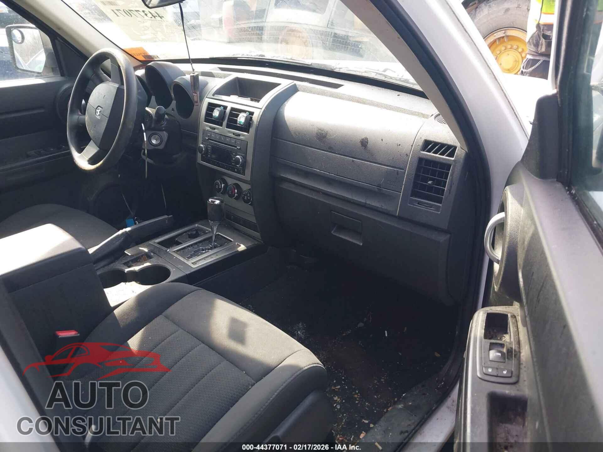 DODGE NITRO 2011 - 1D4PU4GK7BW590475