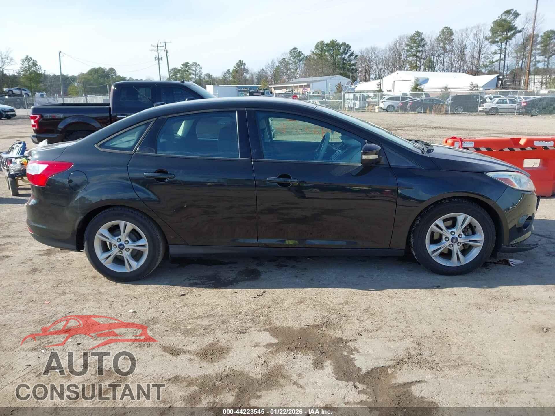 FORD FOCUS 2014 - 1FADP3F21EL448587