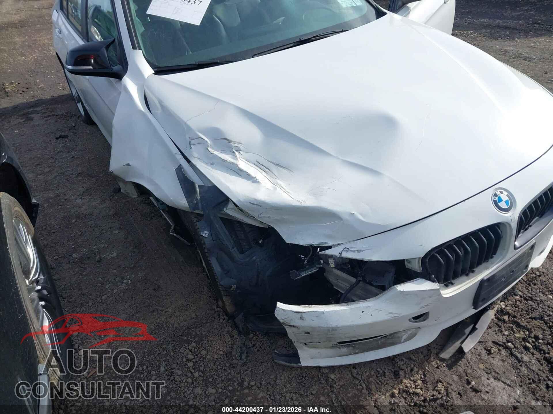 BMW 320I 2014 - WBA3C3C55EPV90690