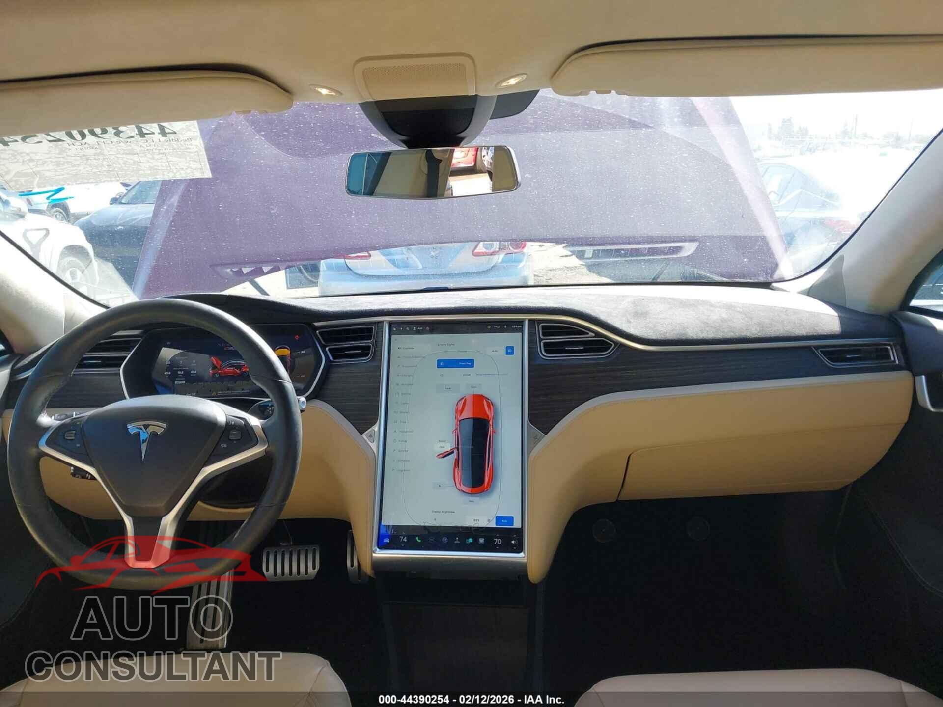 TESLA MODEL S 2015 - 5YJSA1E40FF108409