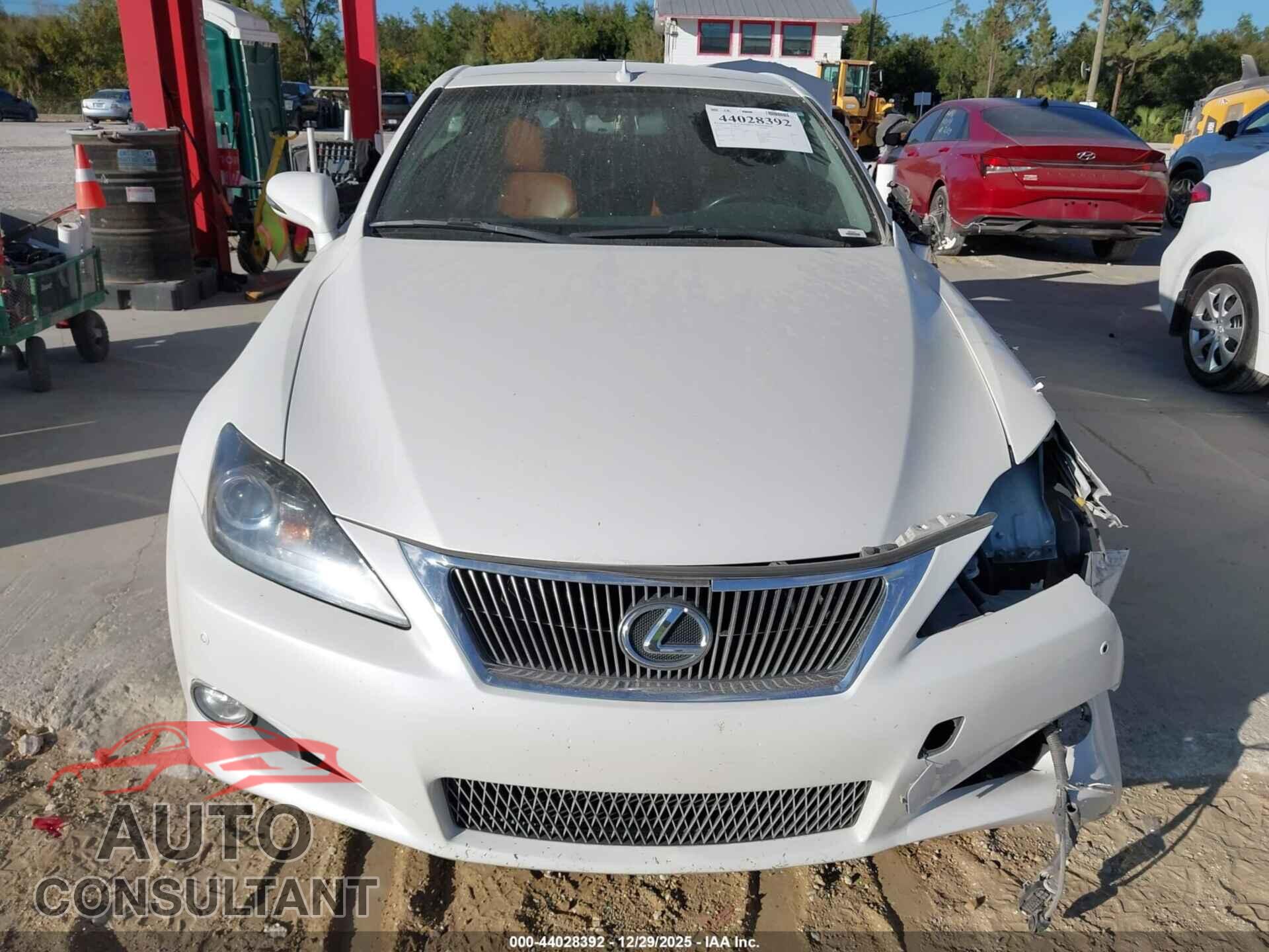 LEXUS IS 250C 2014 - JTHFF2C25E2531545