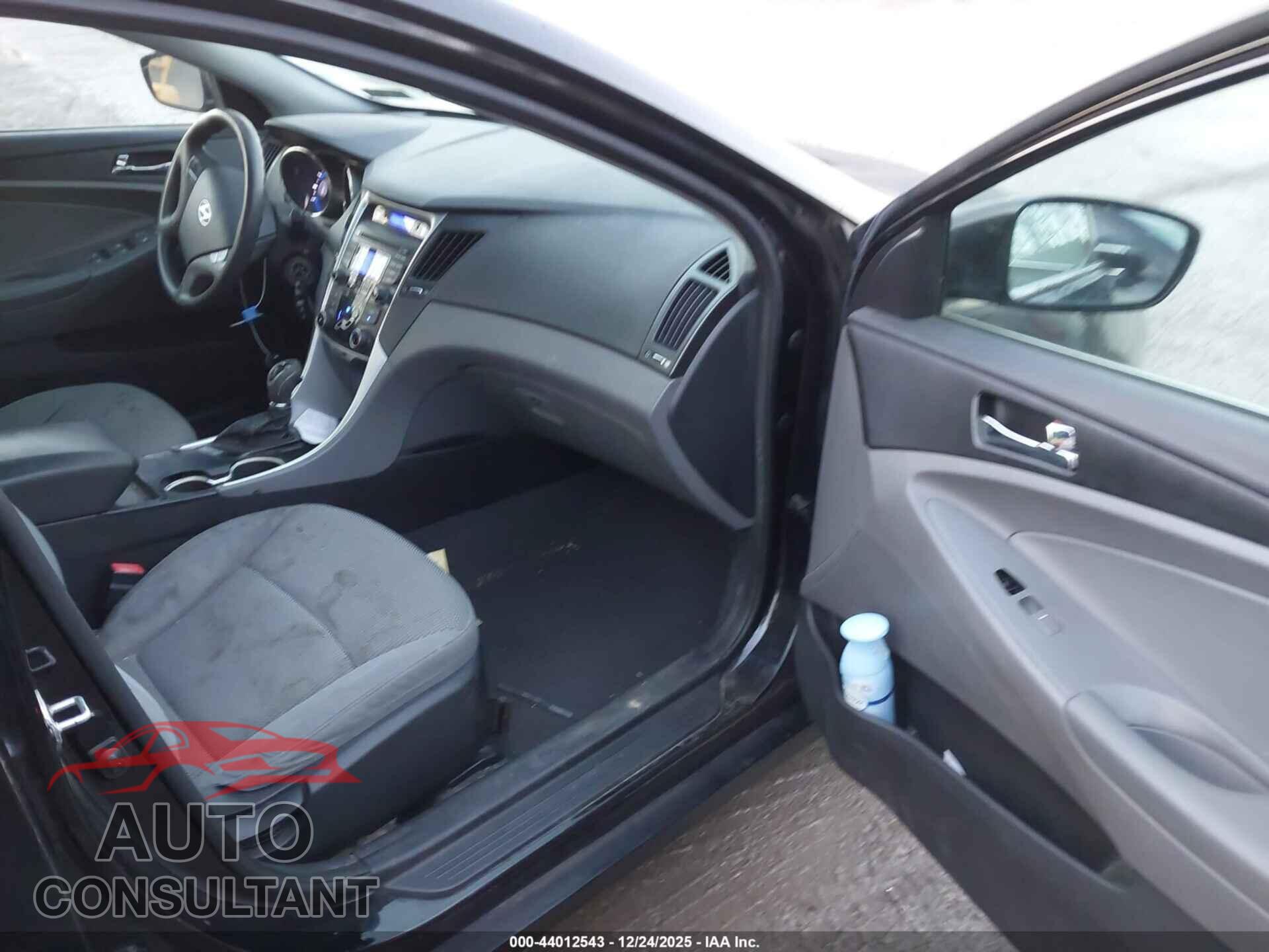 HYUNDAI SONATA 2012 - 5NPEB4AC2CH492246