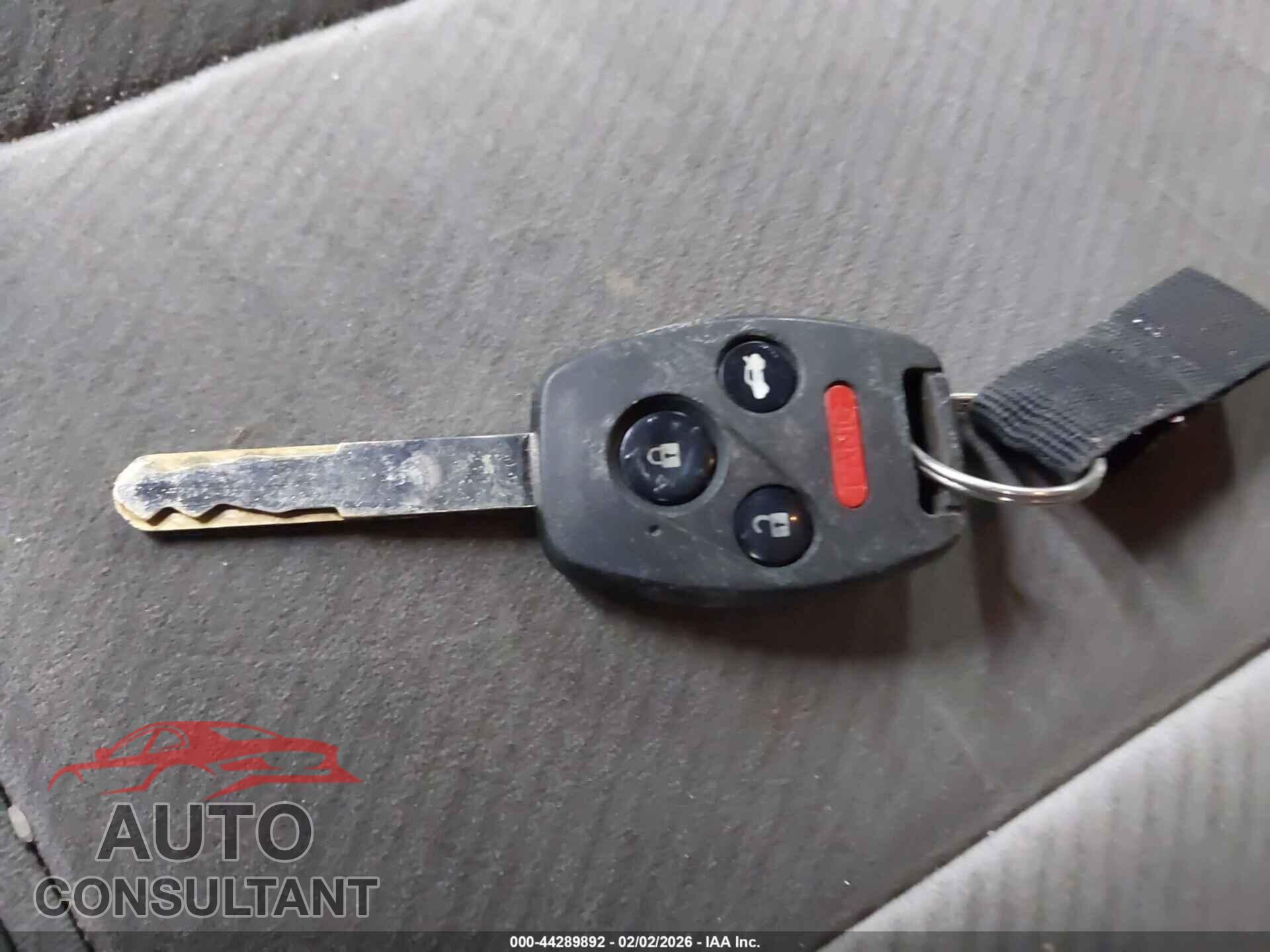 HONDA CIVIC 2011 - 19XFA1F54BE020083
