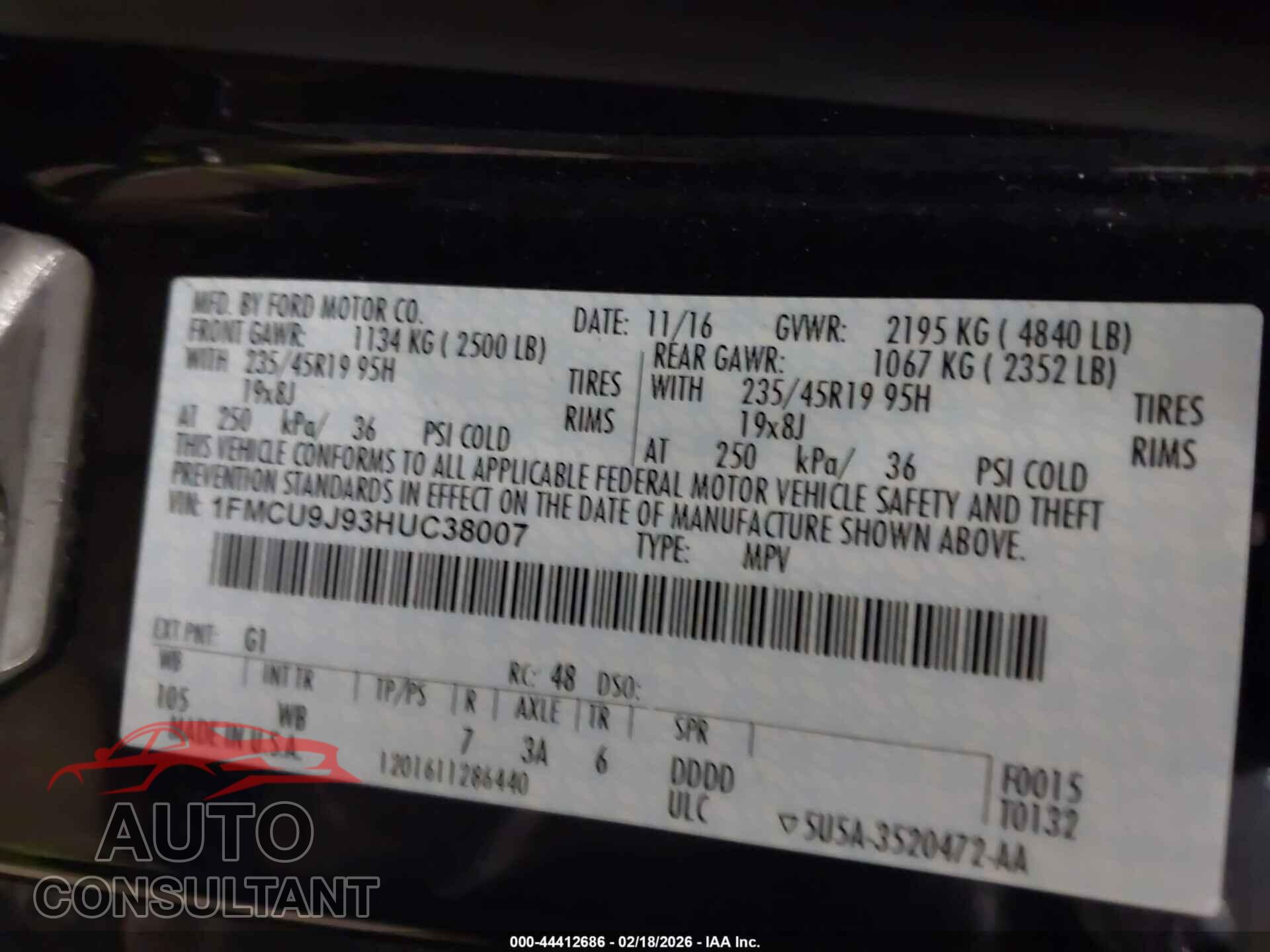 FORD ESCAPE 2017 - 1FMCU9J93HUC38007