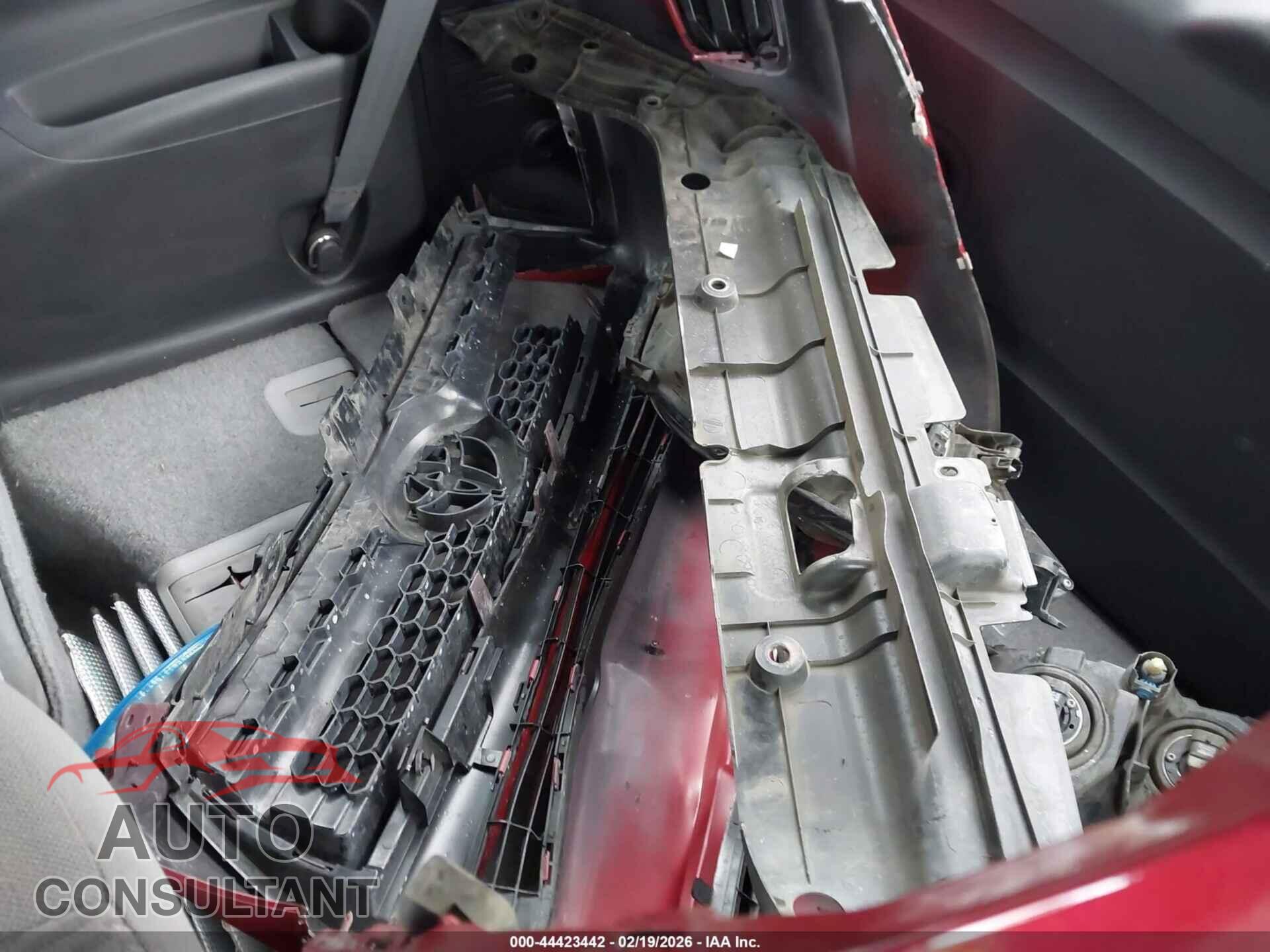 TOYOTA RAV4 2011 - 2T3KF4DV8BW098682
