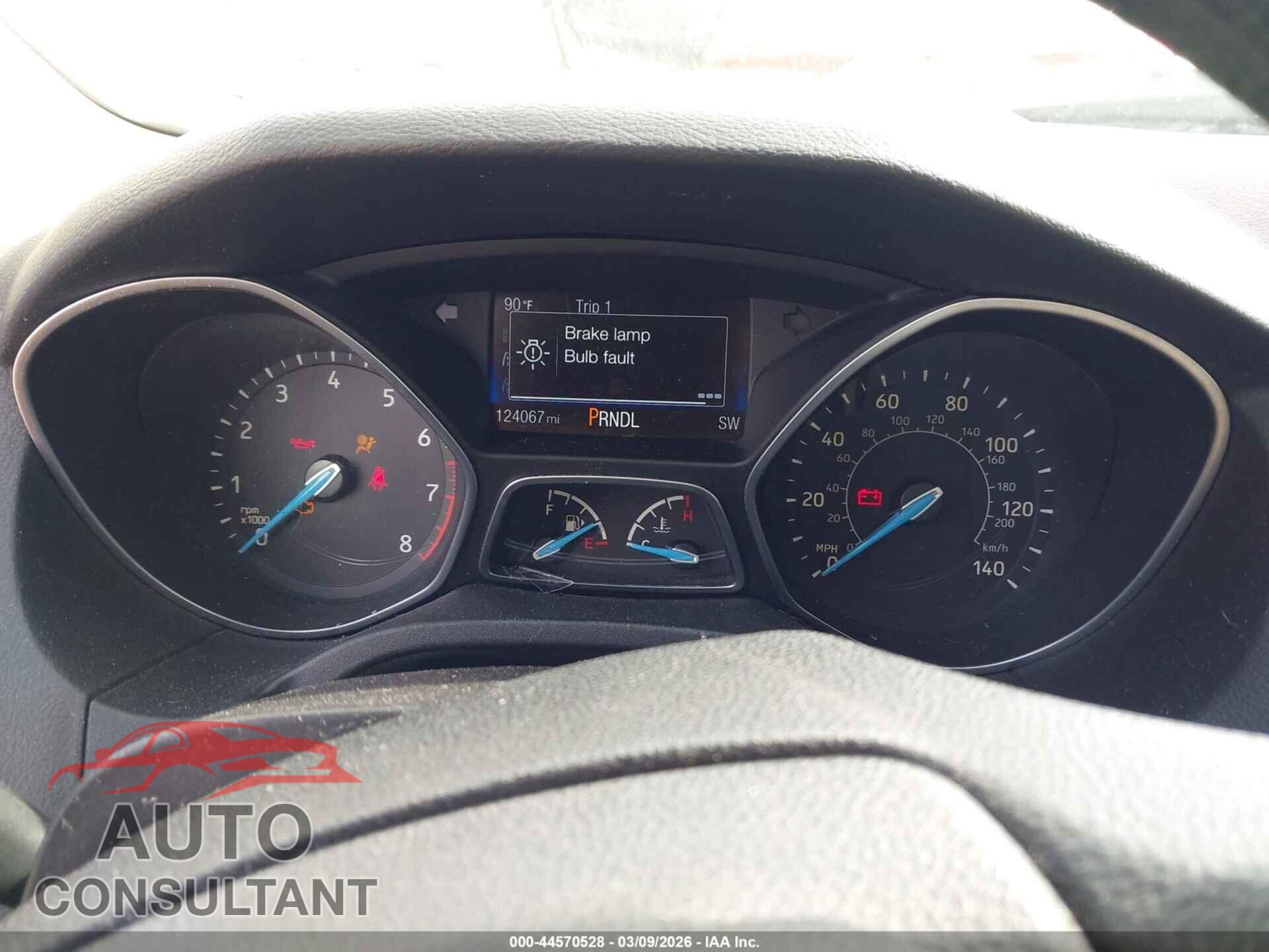 FORD FOCUS 2015 - 1FADP3F28FL239672