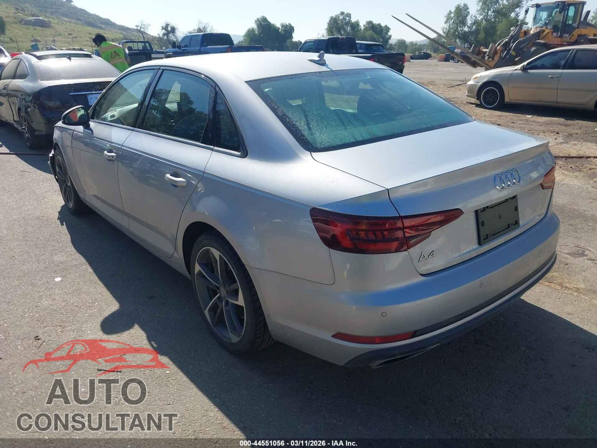 AUDI A4 2019 - WAUGMAF41KA112836