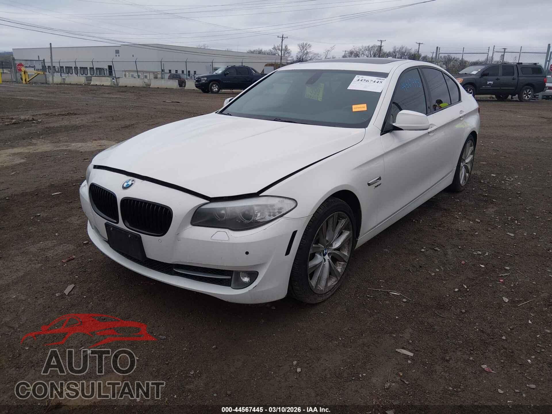 BMW 535I 2011 - WBAFU7C50BC777548