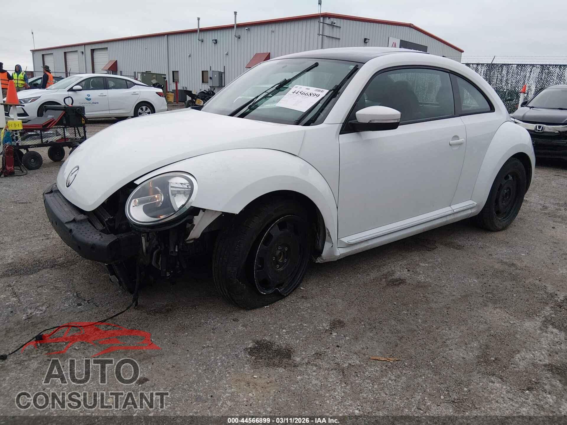 VOLKSWAGEN BEETLE 2015 - 3VWJ17AT2FM603473