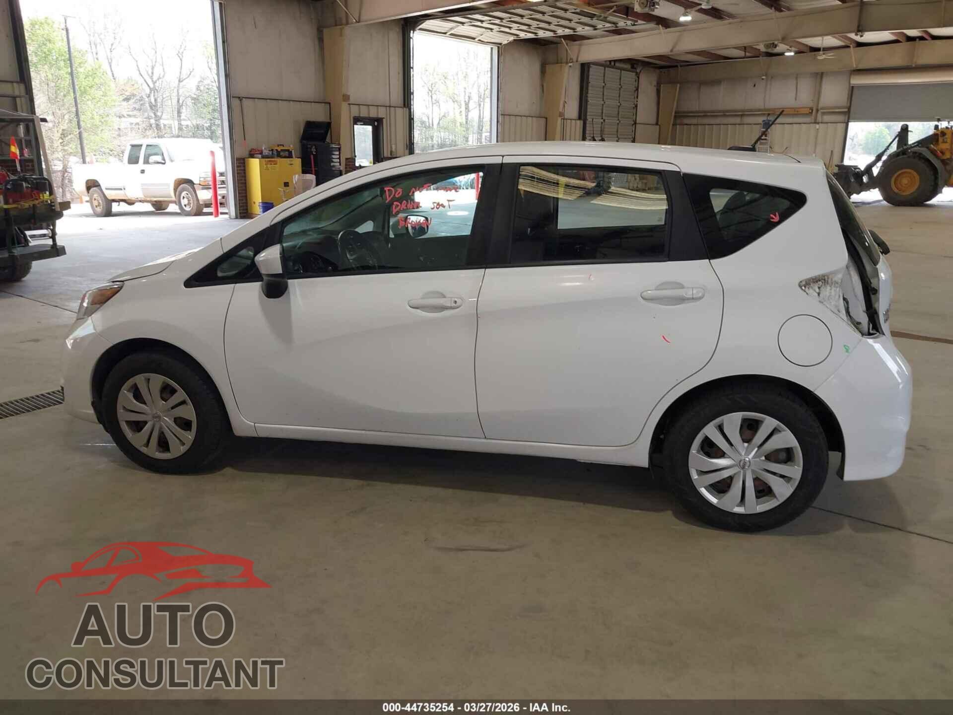 NISSAN VERSA NOTE 2017 - 3N1CE2CP9HL353874