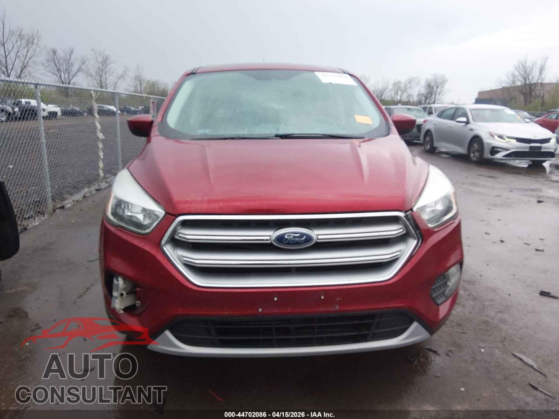 FORD ESCAPE 2017 - 1FMCU0G94HUC53196