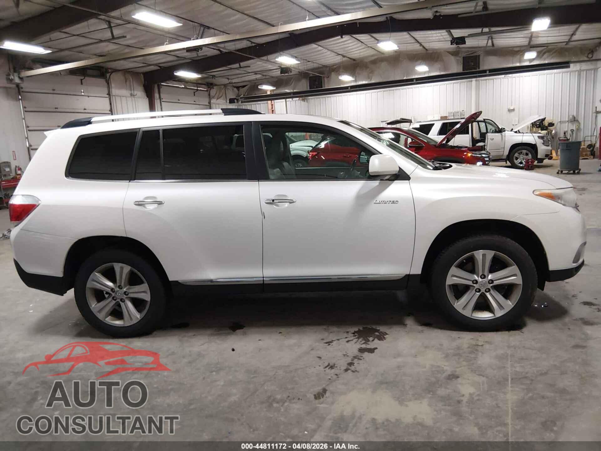 TOYOTA HIGHLANDER 2012 - 5TDDK3EH5CS156533