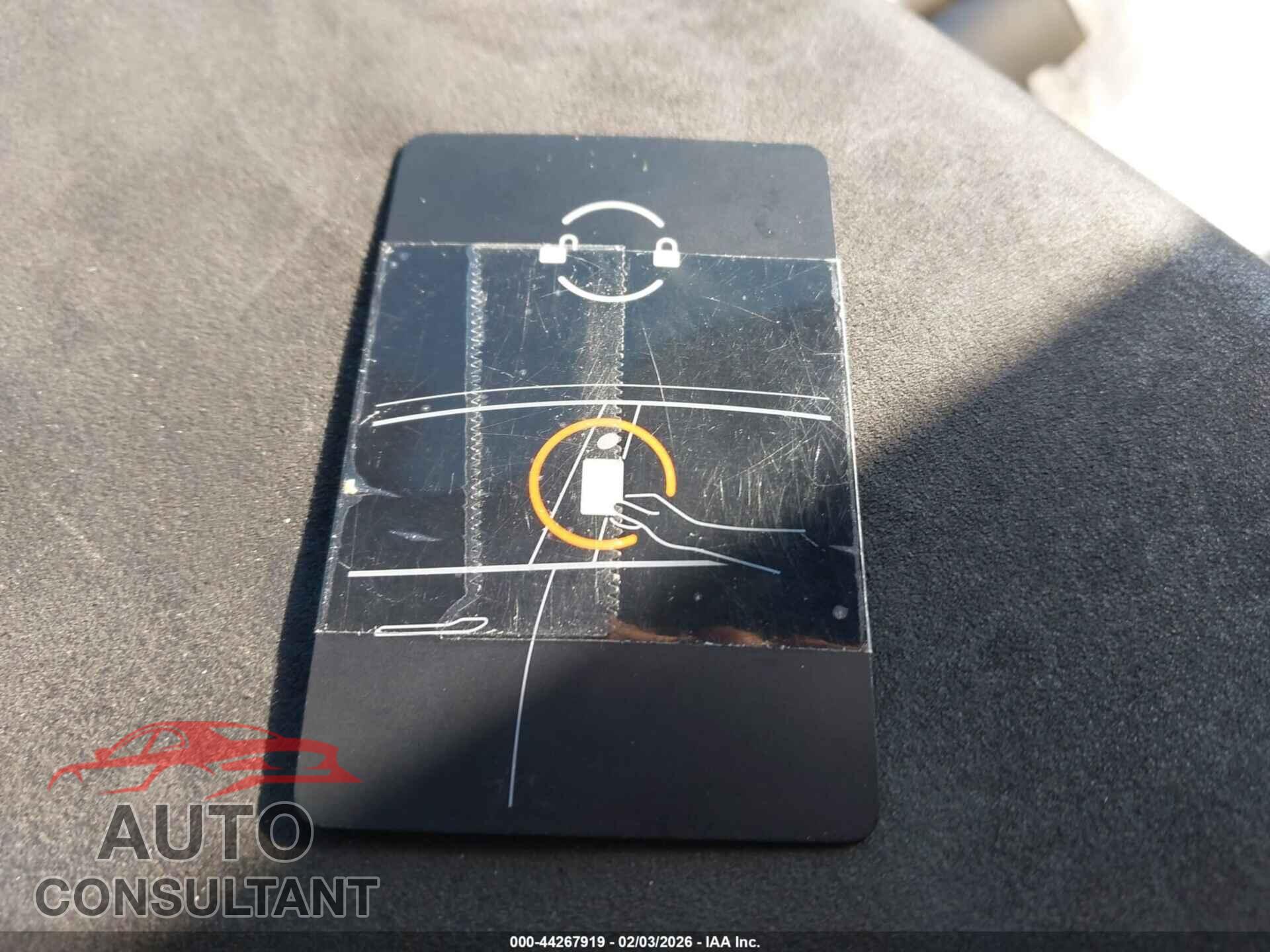 TESLA MODEL 3 2019 - 5YJ3E1EA7KF314108