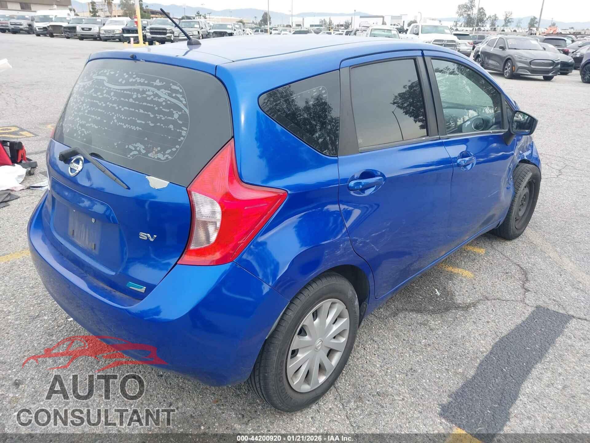 NISSAN VERSA NOTE 2015 - 3N1CE2CP2FL366558
