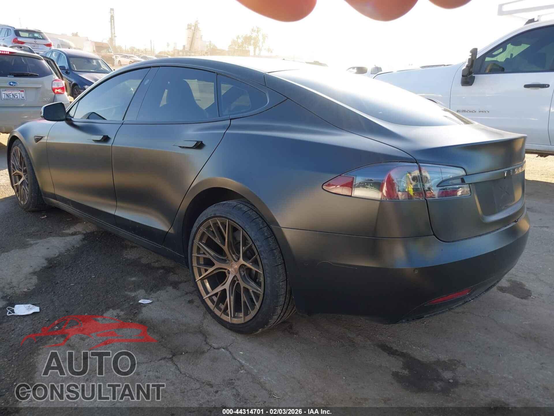 TESLA MODEL S 2017 - 5YJSA1E10HF194779