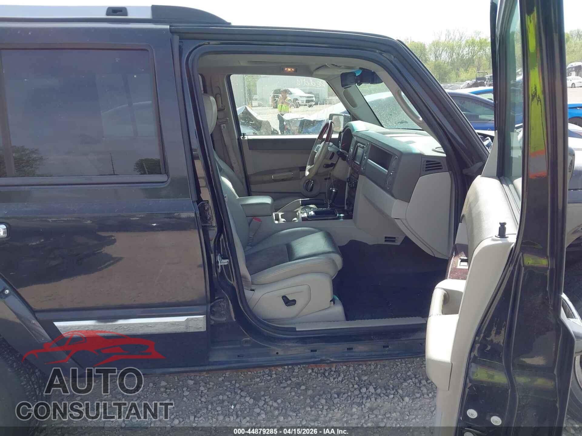JEEP COMMANDER 2009 - 1J8HG68T09C513799