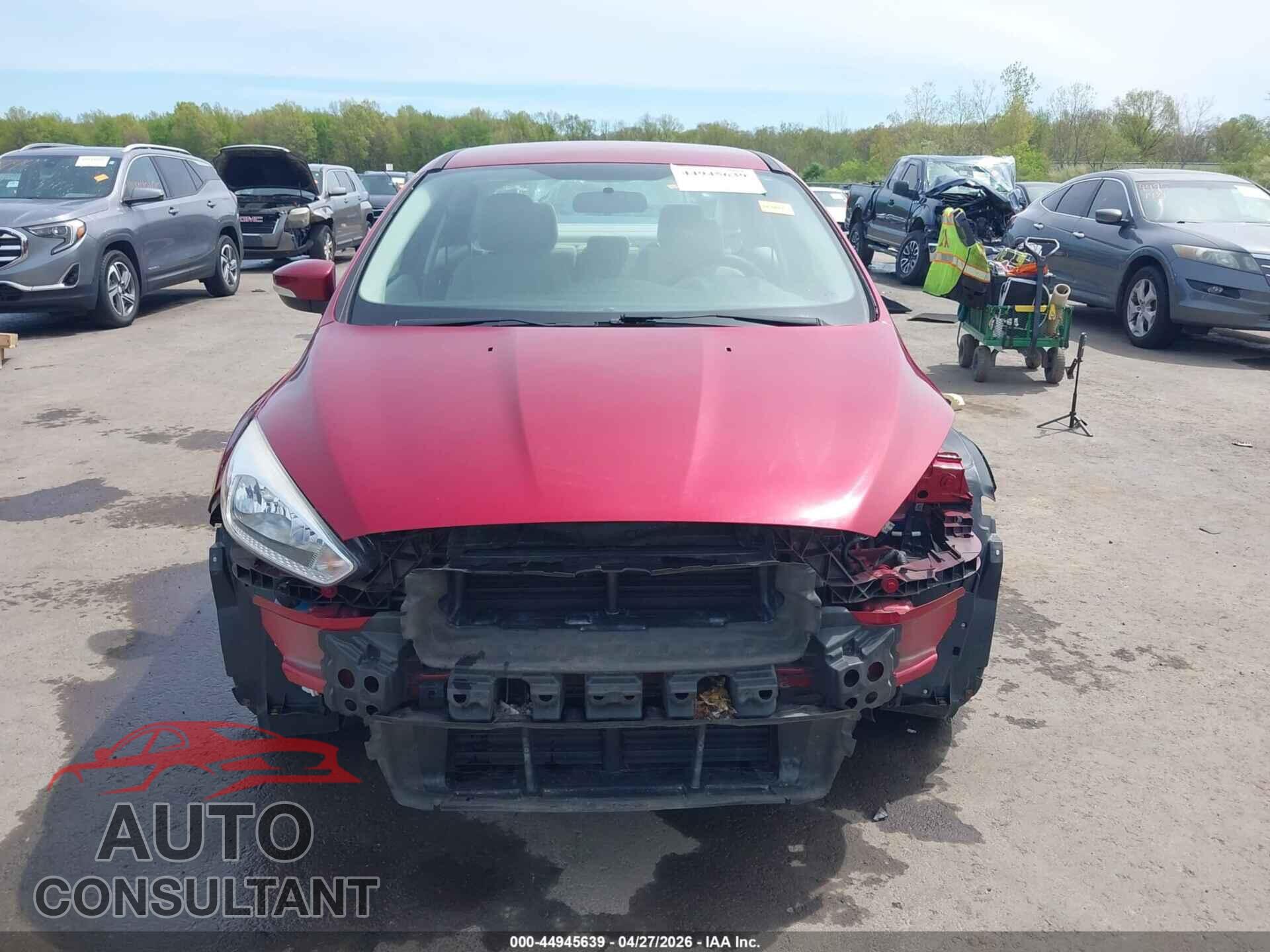 FORD FOCUS 2017 - 1FADP3F23HL295019