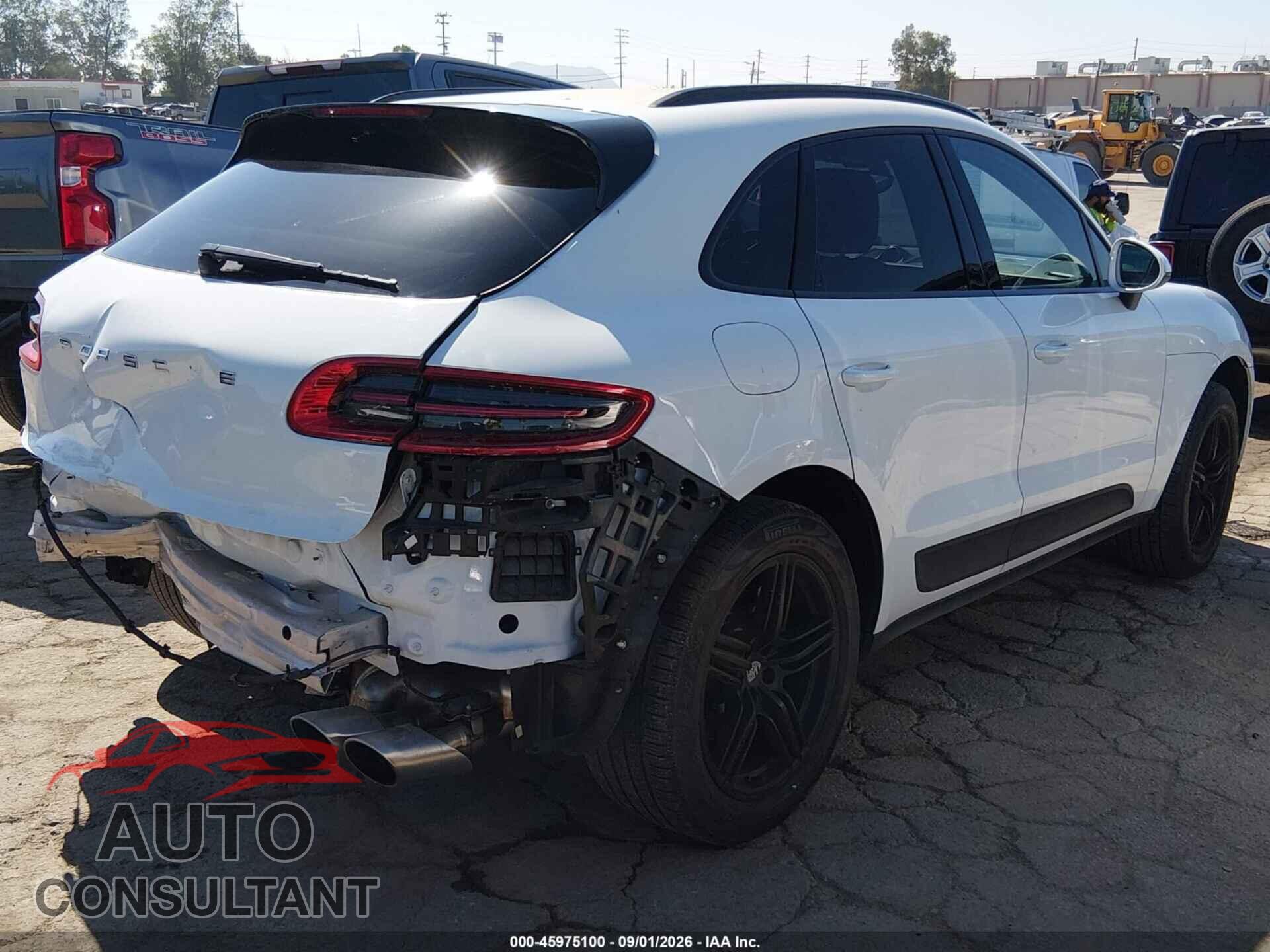 PORSCHE MACAN 2015 - WP1AB2A59FLB60579