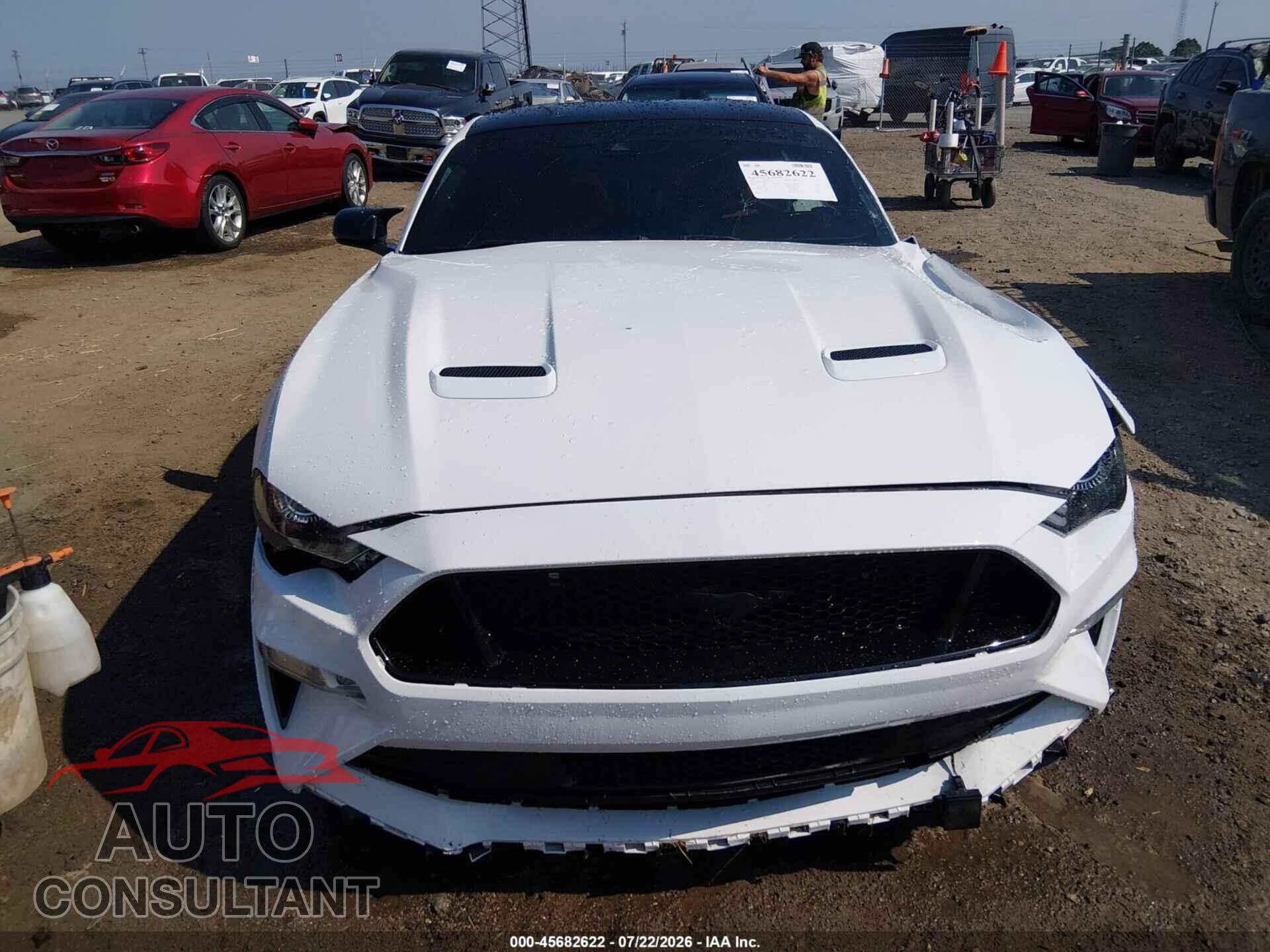 FORD MUSTANG 2020 - 1FA6P8CF4L5173103