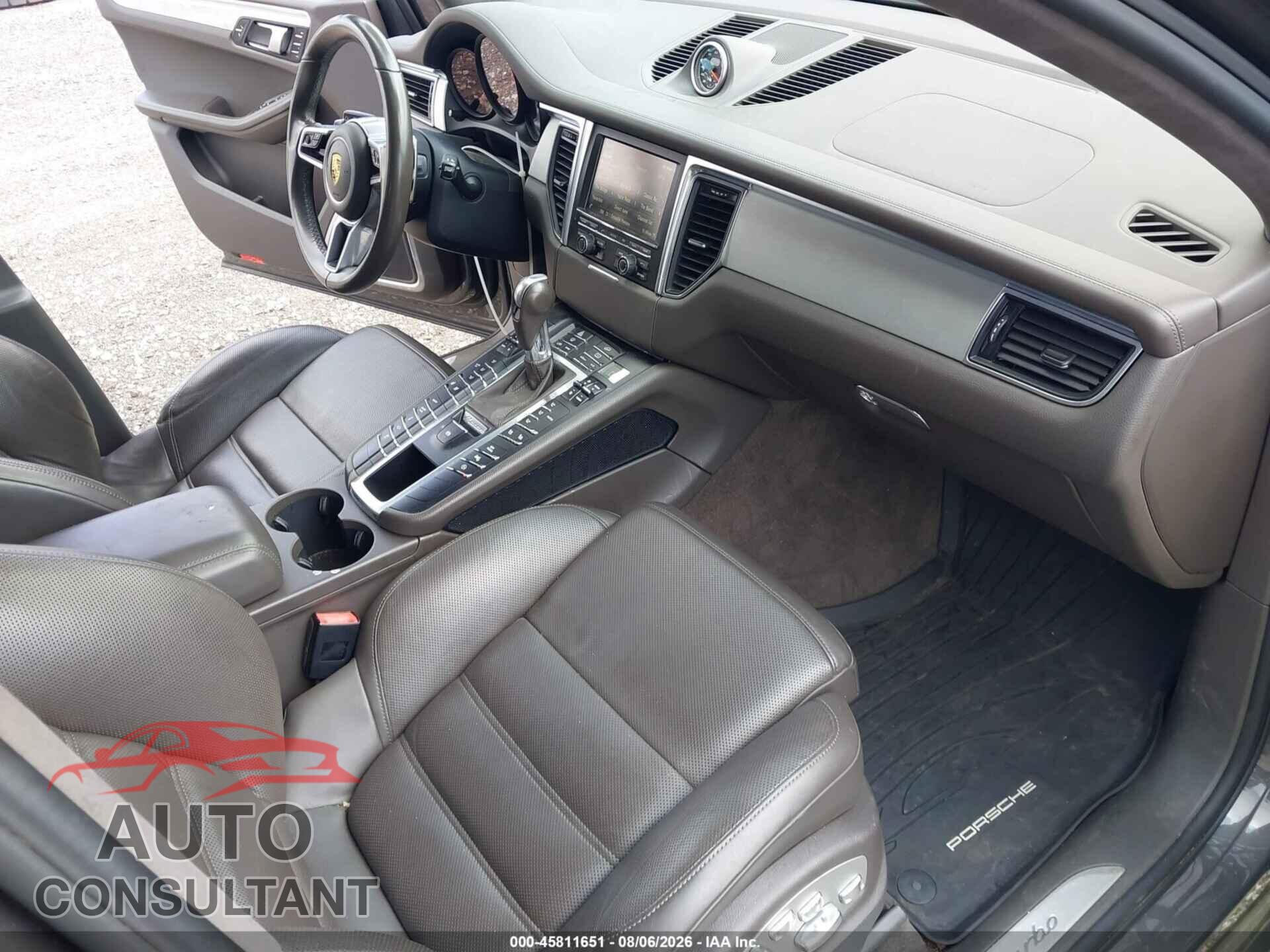 PORSCHE MACAN 2016 - WP1AF2A55GLB93696