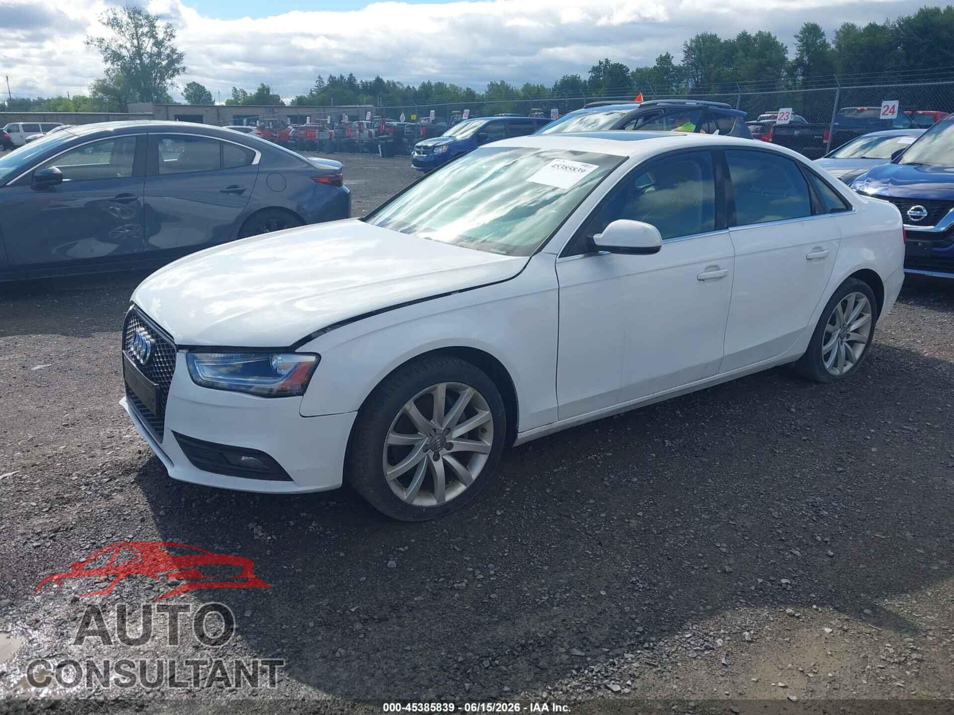 AUDI A4 2013 - WAUFFAFL9DN008376