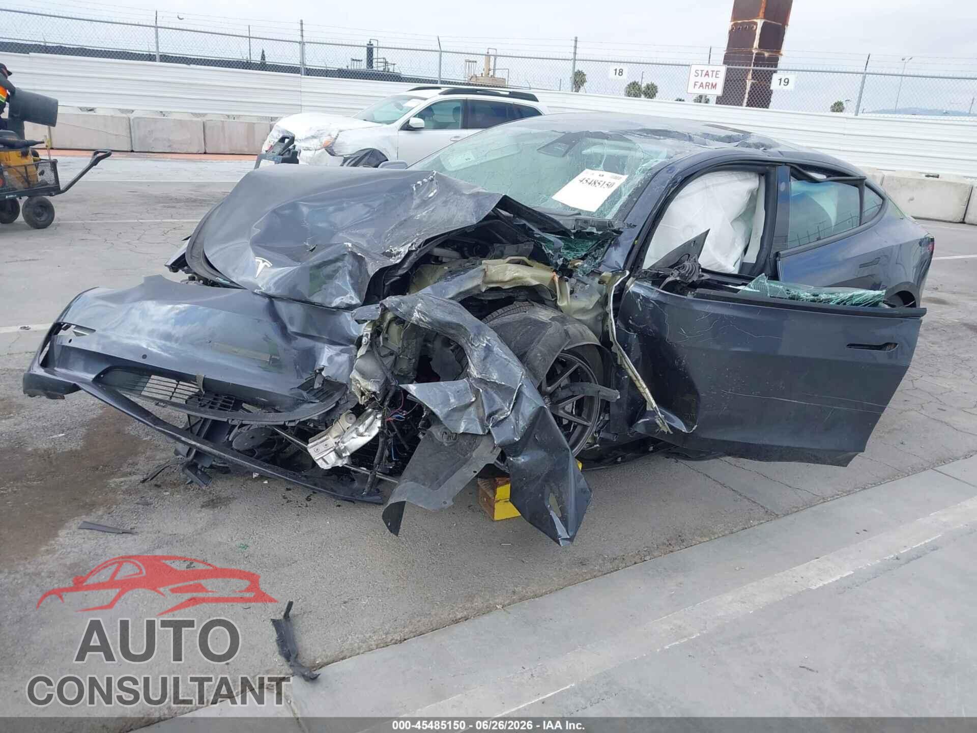 TESLA MODEL 3 2021 - 5YJ3E1EB9MF051020