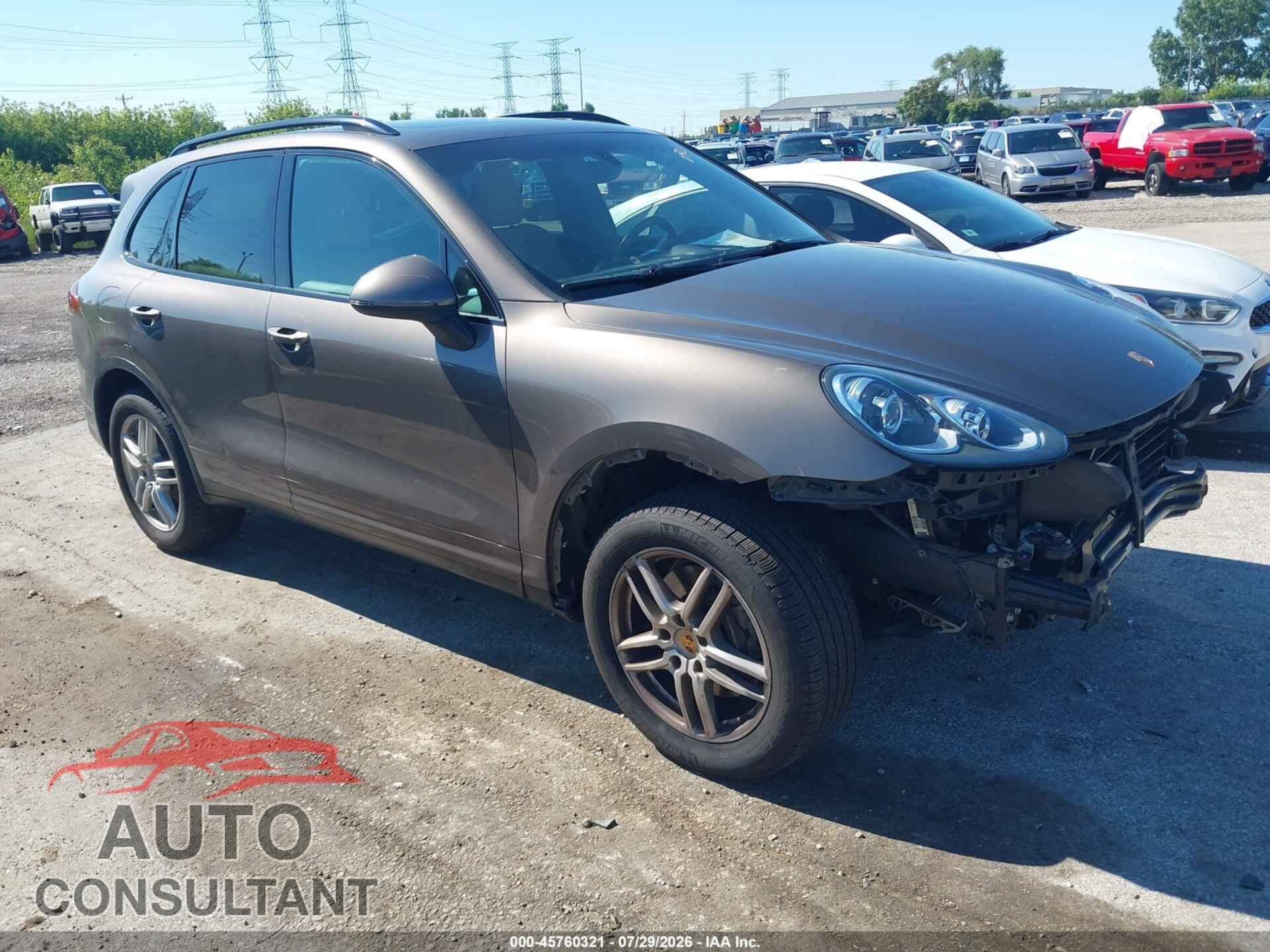 PORSCHE CAYENNE 2016 - WP1AA2A24GKA12761