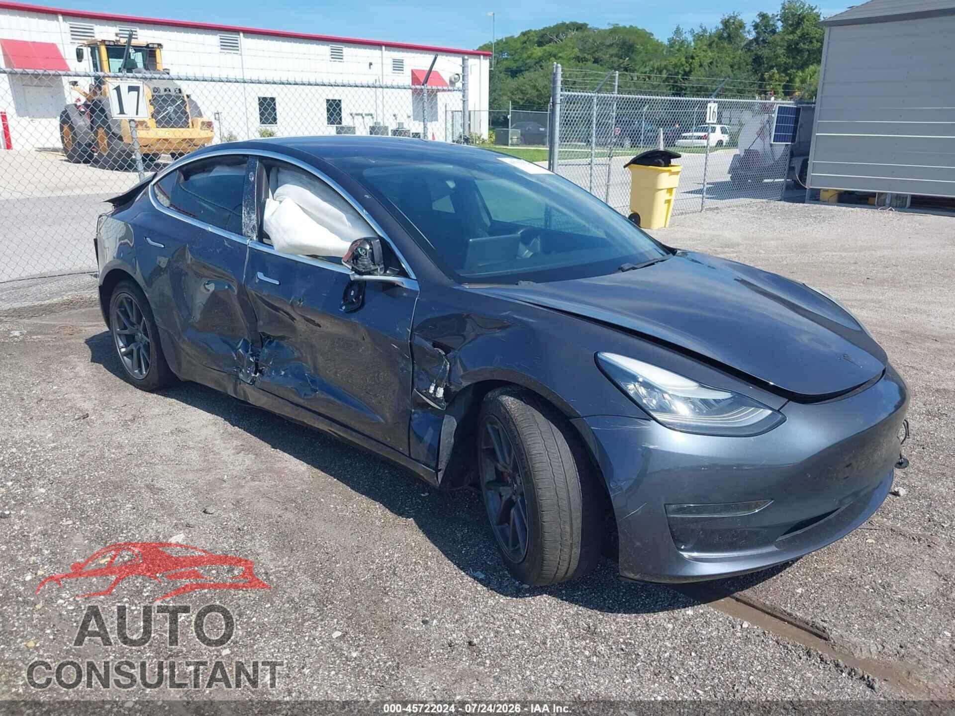 TESLA MODEL 3 2018 - 5YJ3E1EAXJF014075