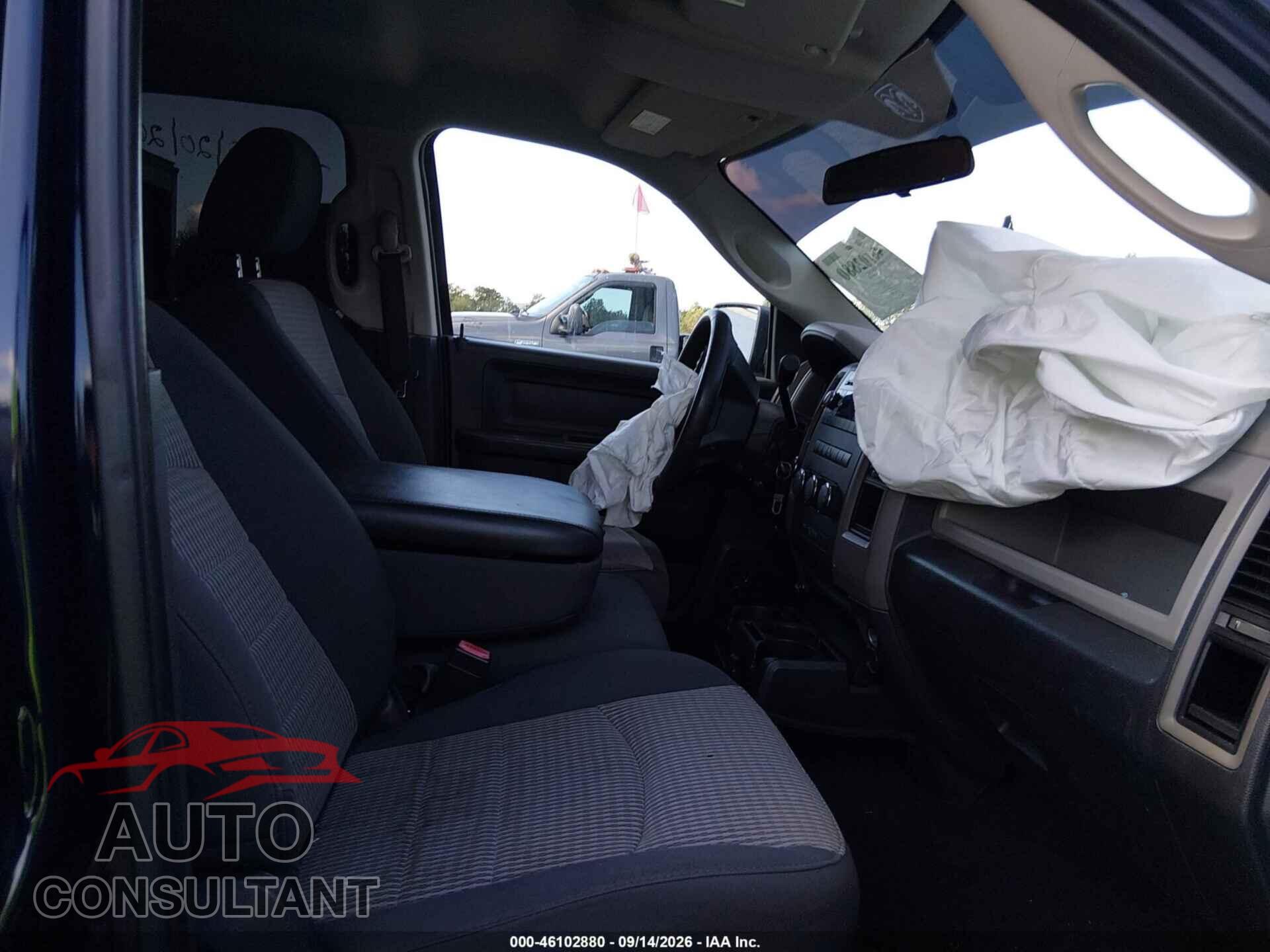 DODGE RAM 1500 2012 - 1C6RD7FT2CS308521