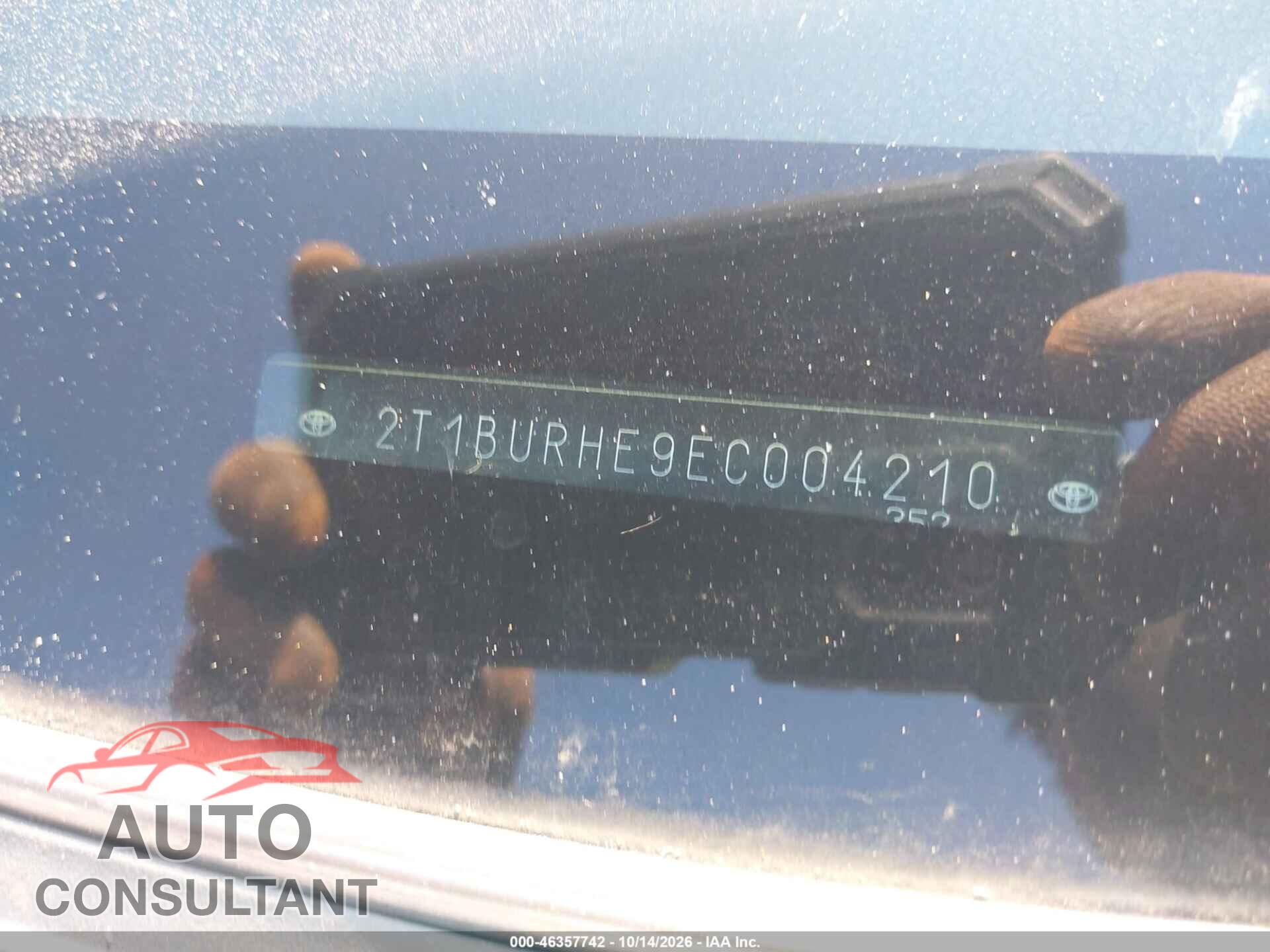 TOYOTA COROLLA 2014 - 2T1BURHE9EC004210