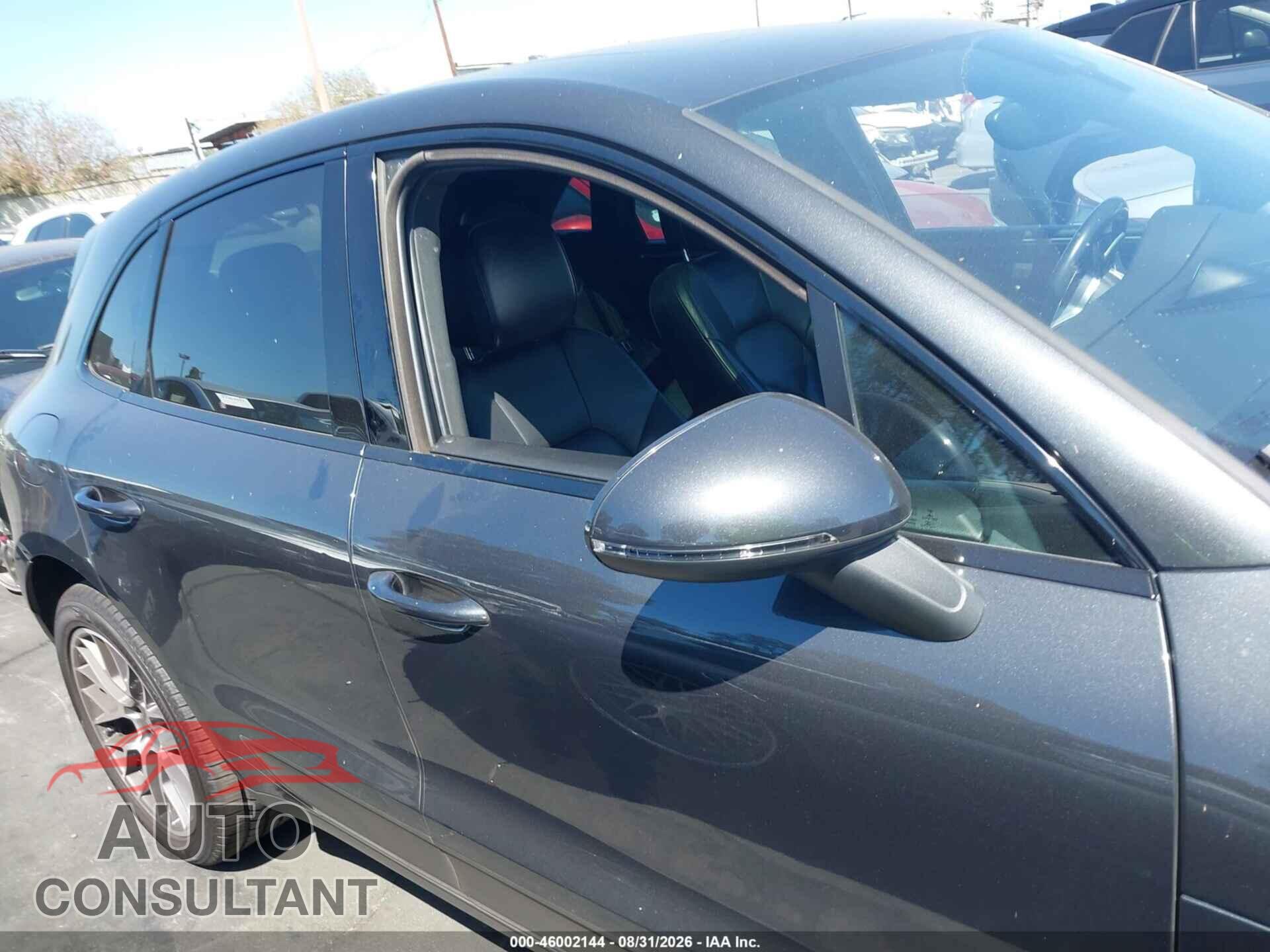 PORSCHE MACAN 2018 - WP1AB2A52JLB34205