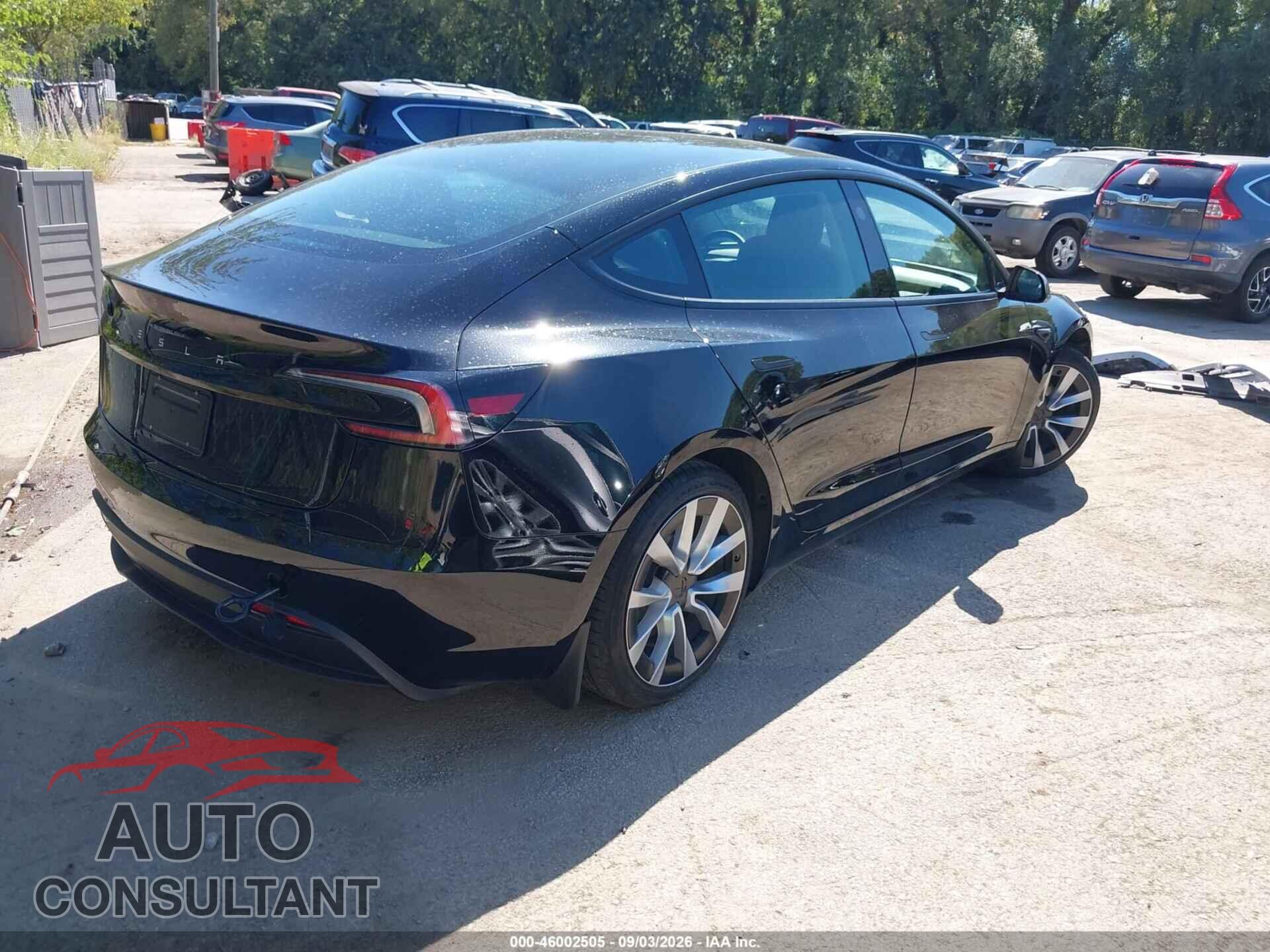 TESLA MODEL 3 2025 - 5YJ3E1EA8SF024363