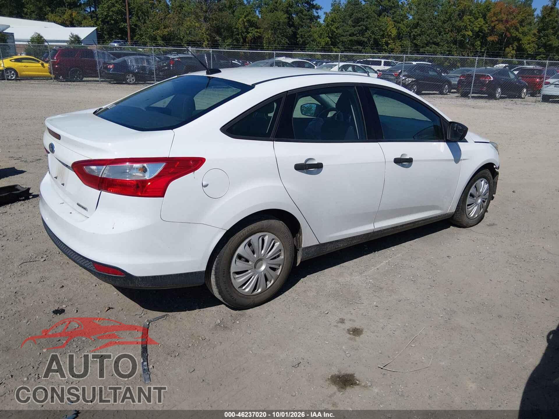 FORD FOCUS 2013 - 1FADP3E2XDL379642