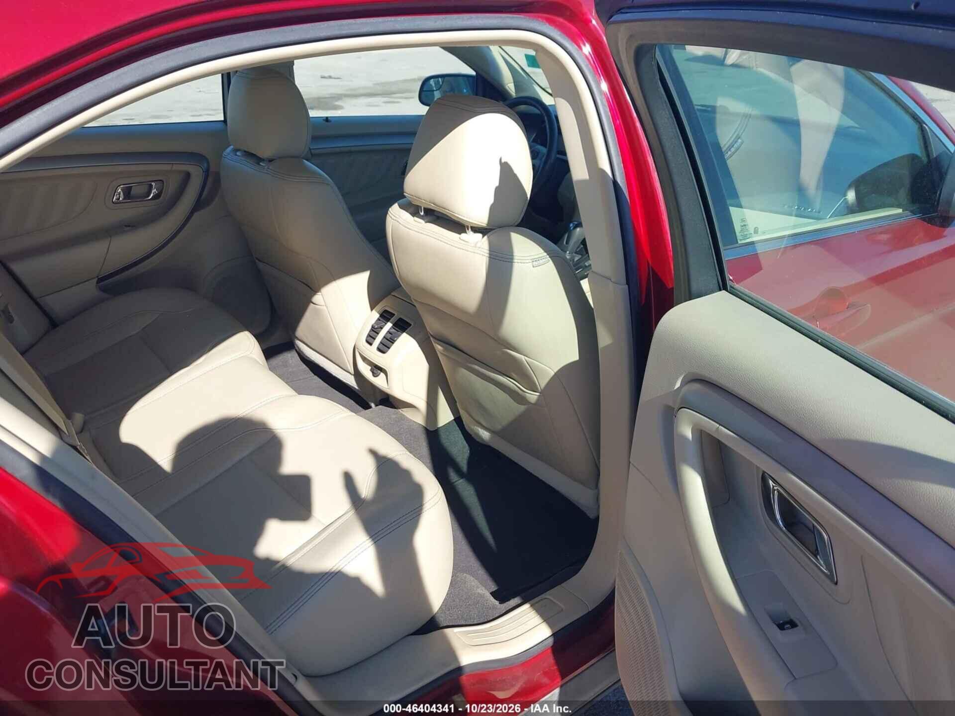 FORD TAURUS 2013 - 1FAHP2E83DG104820