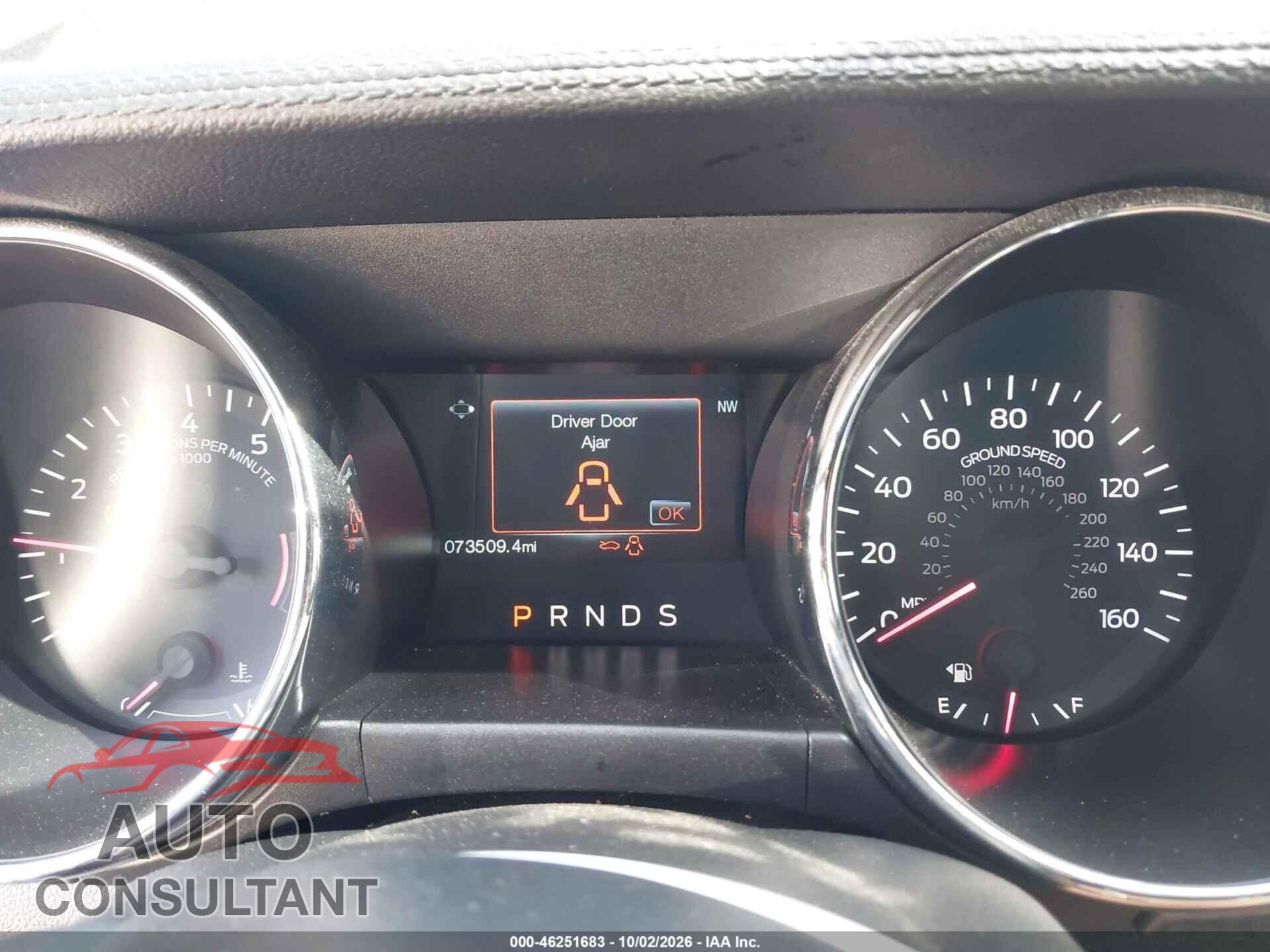 FORD MUSTANG 2015 - 1FATP8UH2F5353607