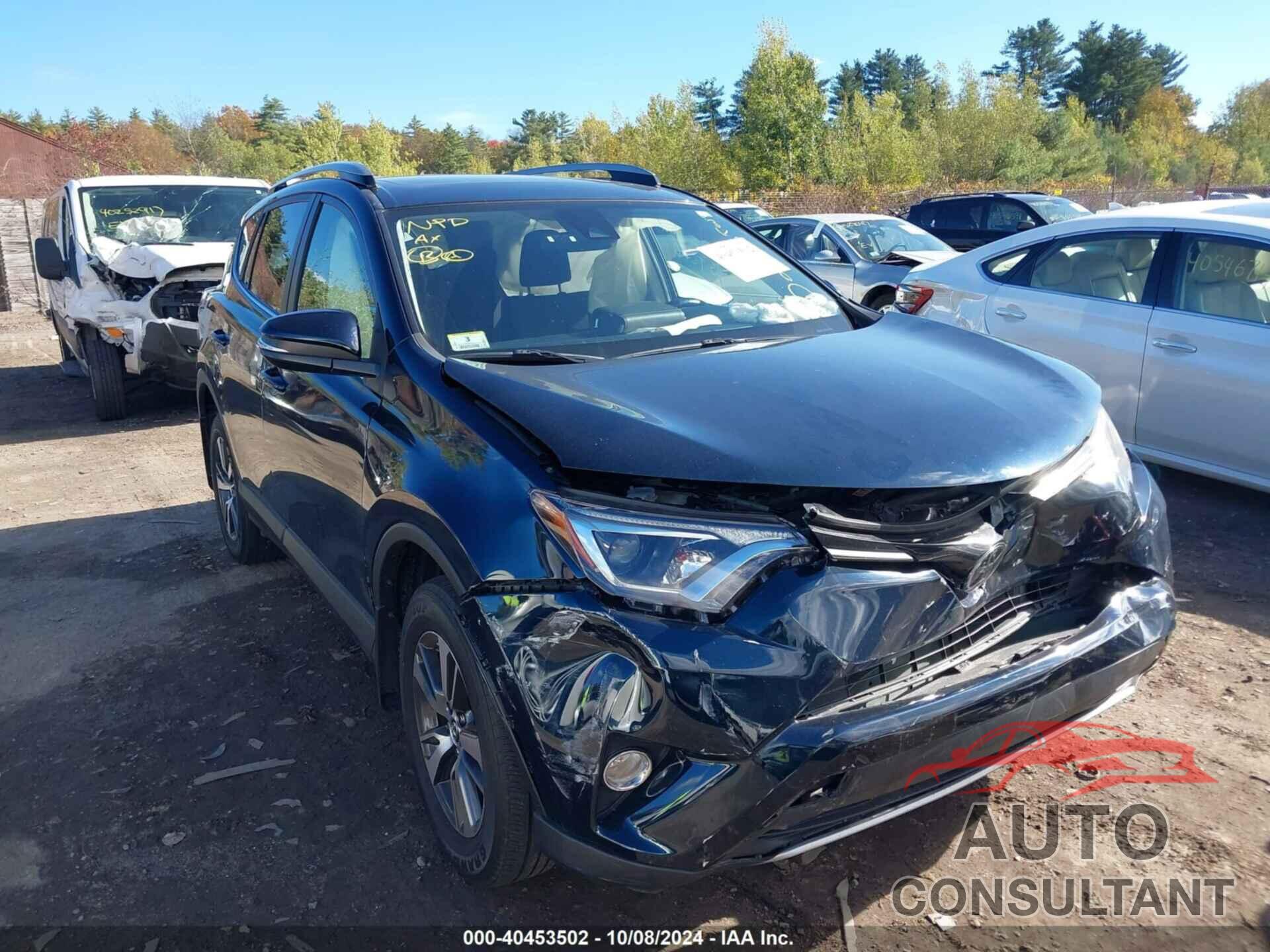 TOYOTA RAV4 2018 - JTMRFREV3JJ736389