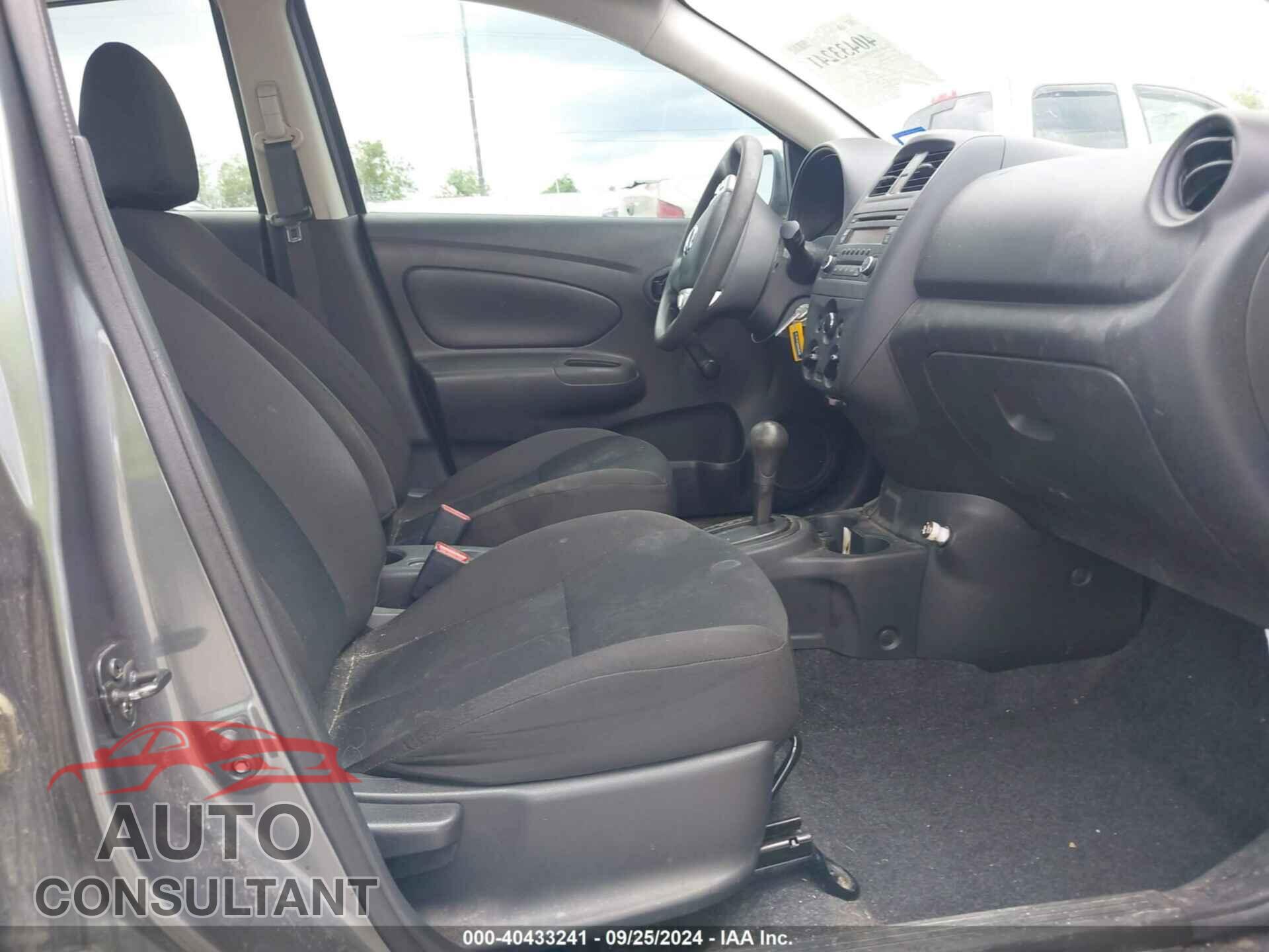 NISSAN VERSA 2018 - 3N1CN7AP5JL840995