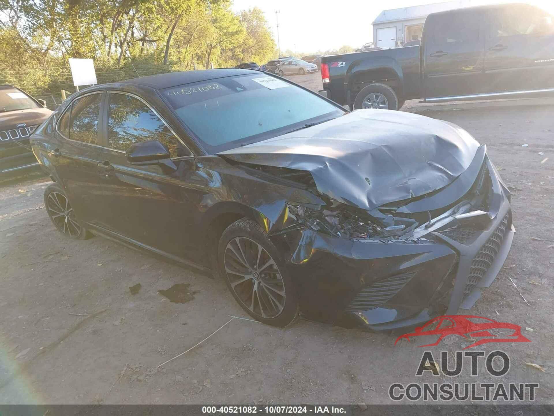 TOYOTA CAMRY 2018 - JTNB11HK2J3003687