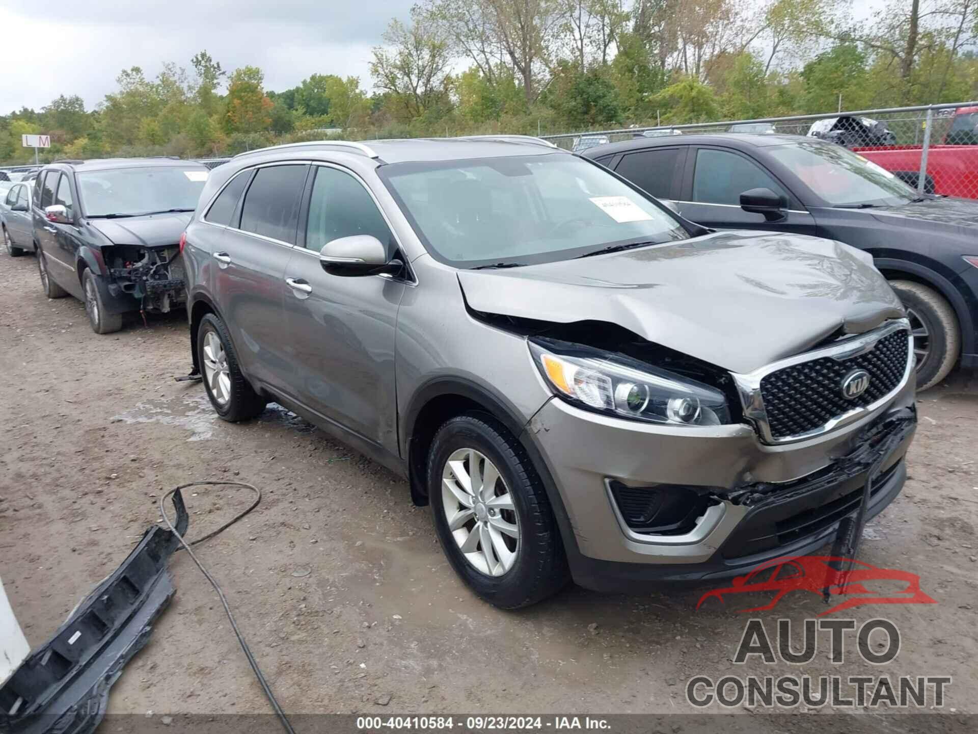 KIA SORENTO 2017 - 5XYPG4A31HG328883