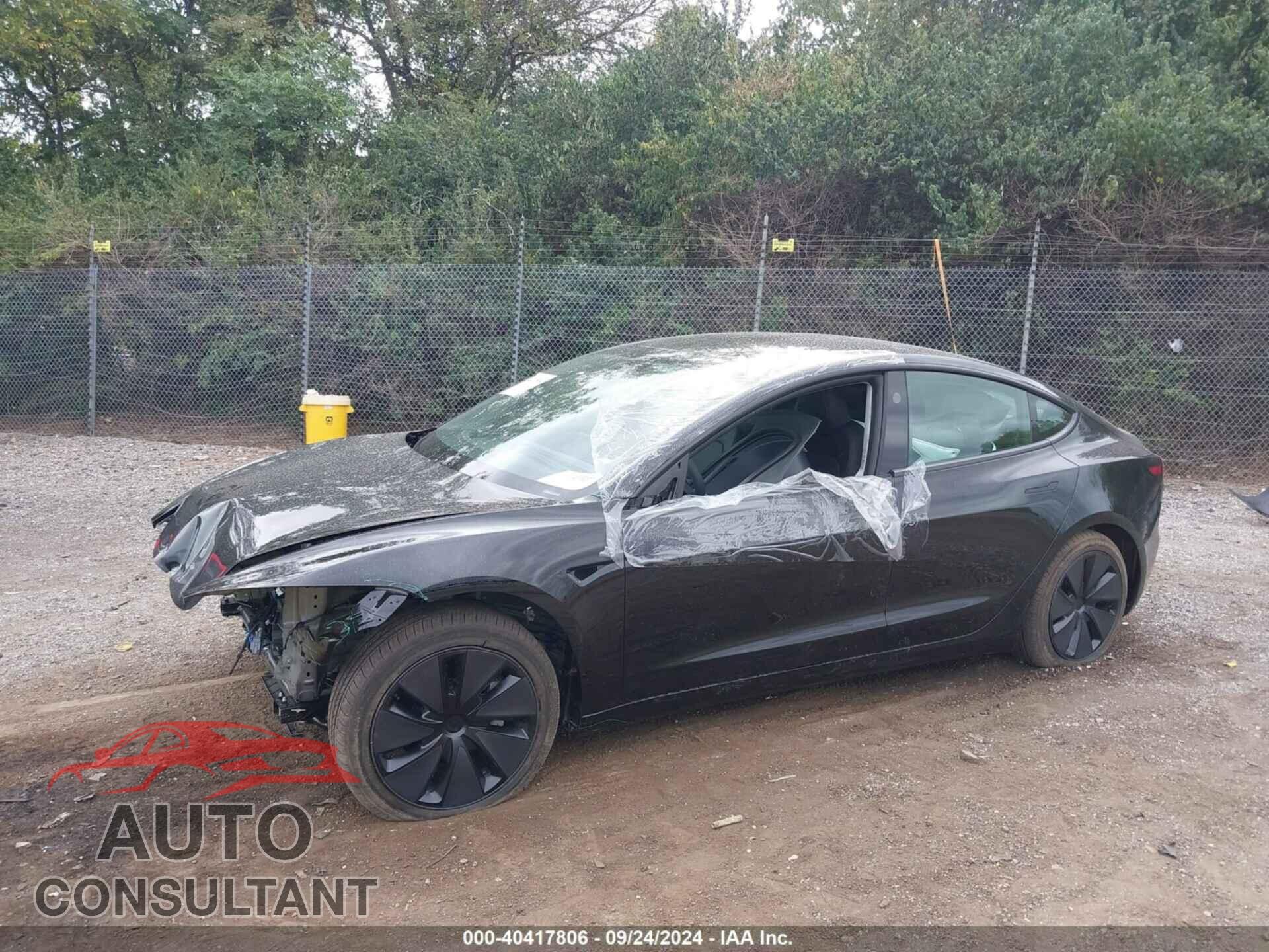 TESLA MODEL 3 2024 - 5YJ3E1EB8RF792573
