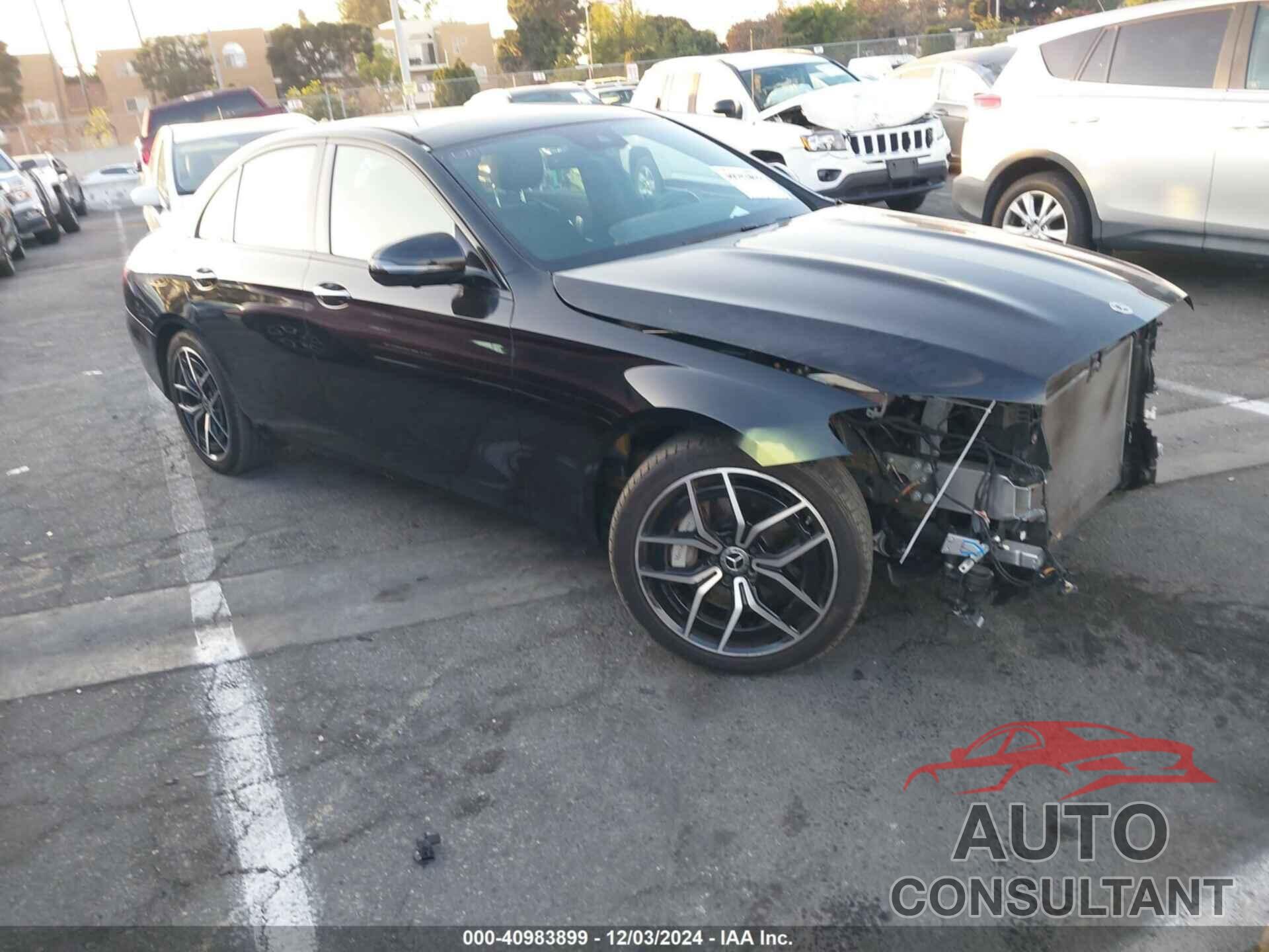 MERCEDES-BENZ E 350 2023 - W1KZF8DB7PB187127