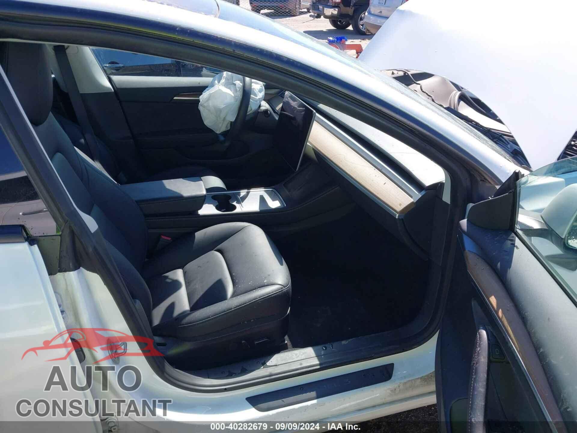 TESLA MODEL 3 2023 - 5YJ3E1EA4PF475426