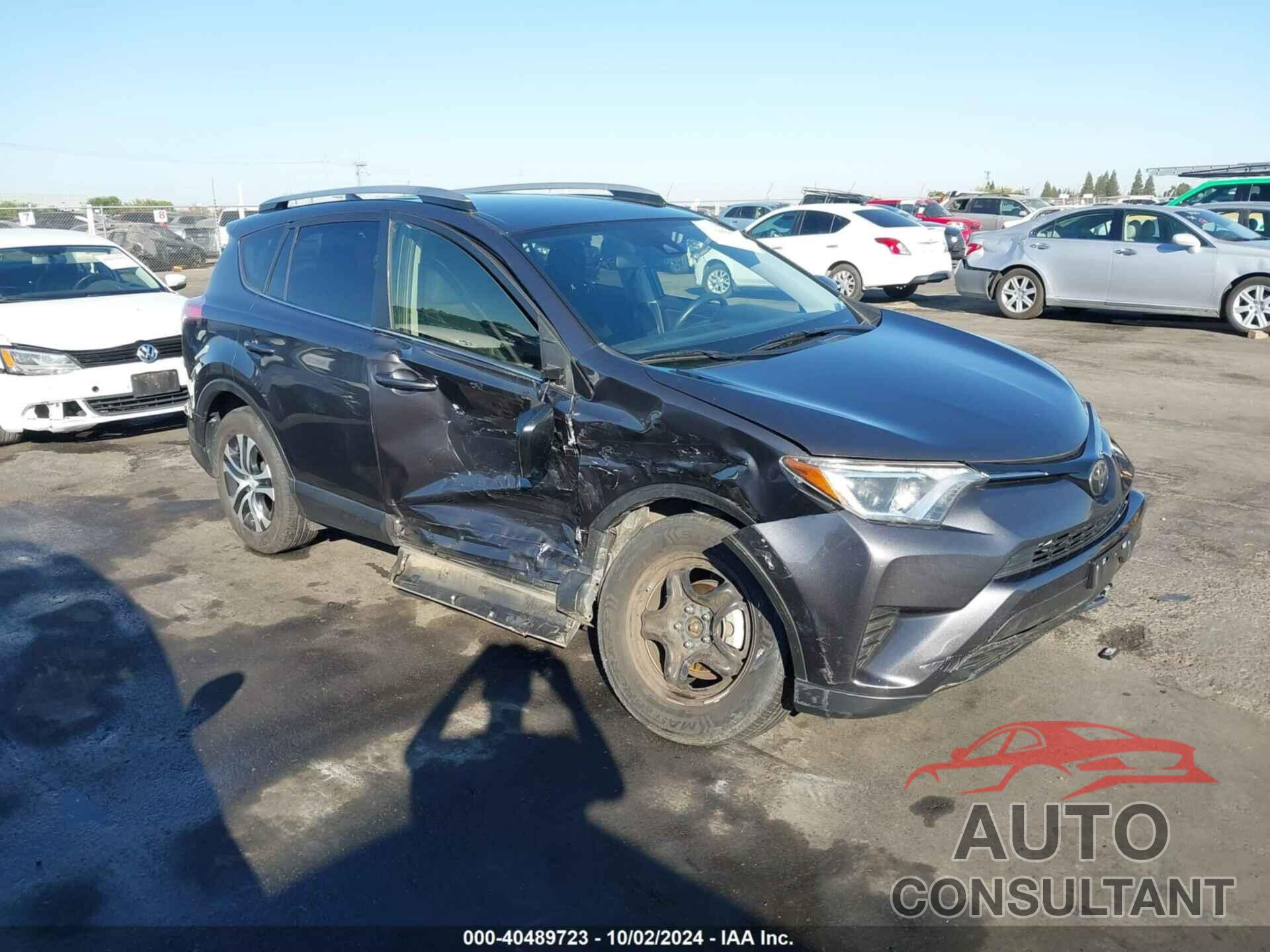 TOYOTA RAV4 2018 - JTMBFREV7JJ225317