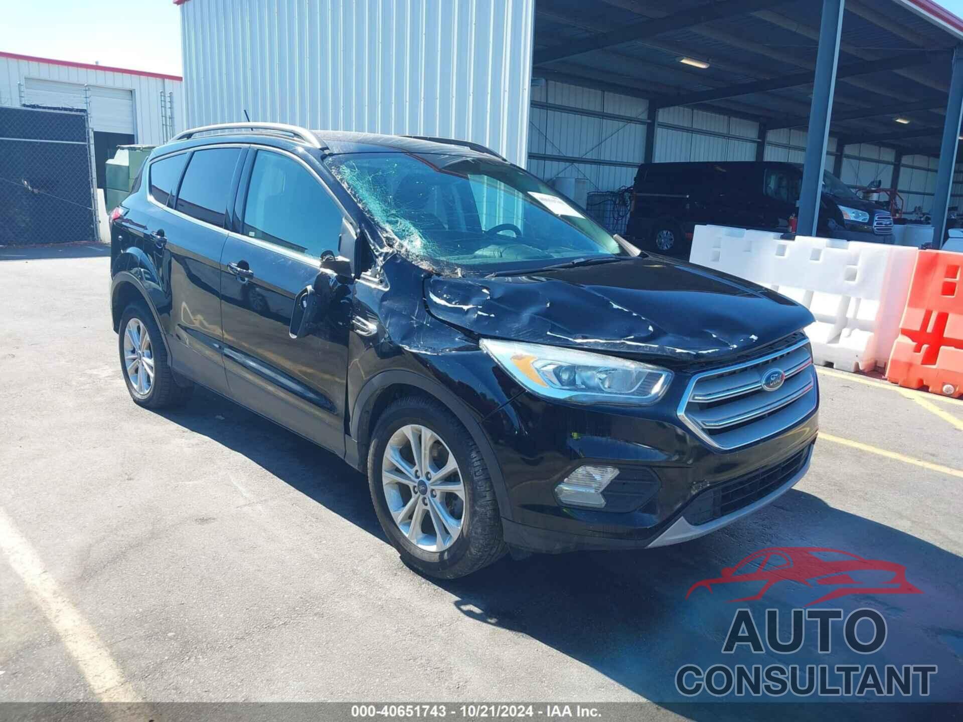 FORD ESCAPE 2018 - 1FMCU0HD9JUB05179